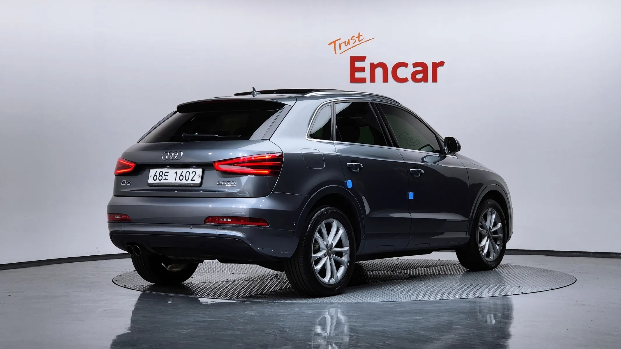 Audi Q3 2.0 TDI 2013 2/21