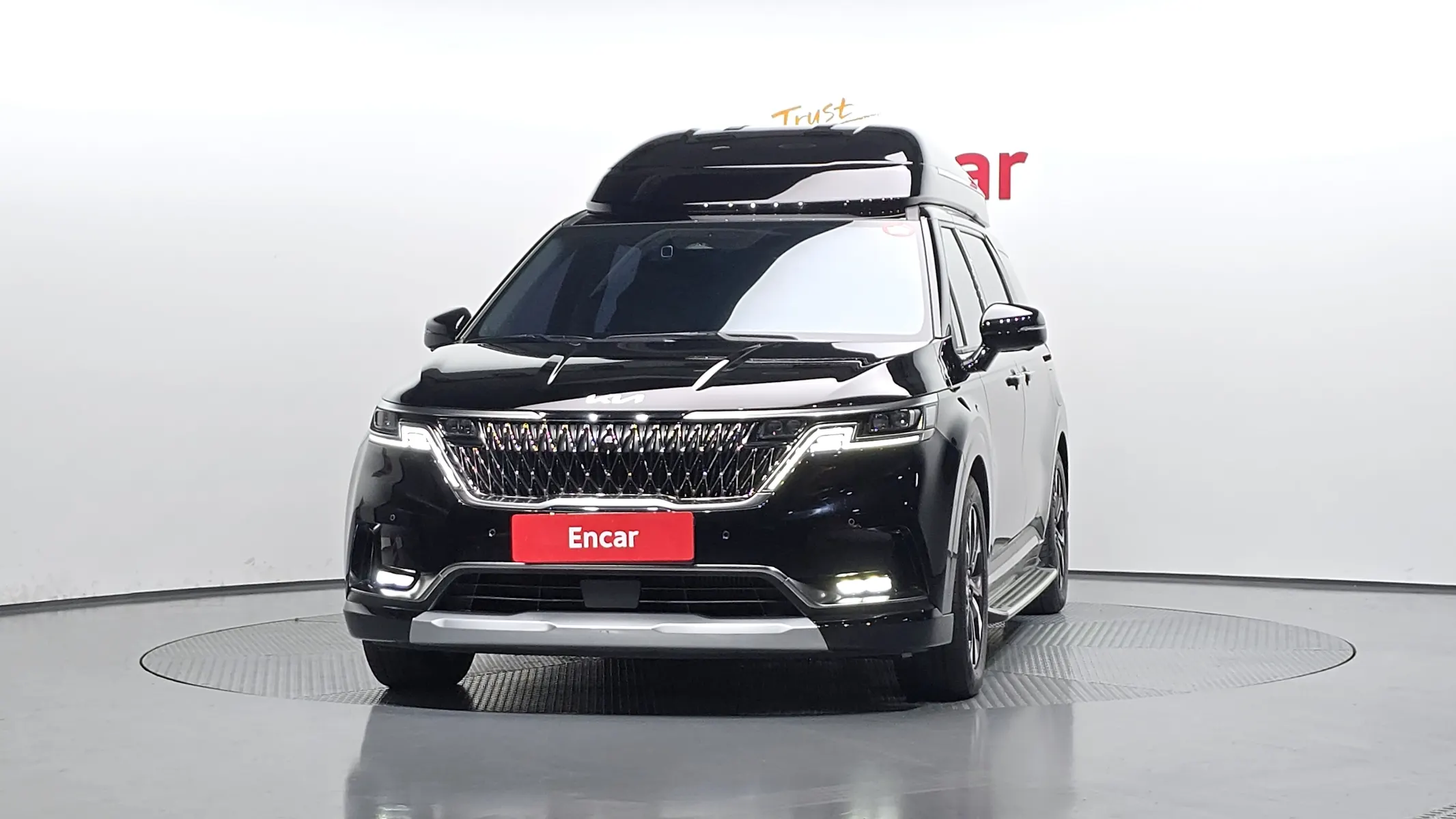 Kia Carnival 7 2022 2/5