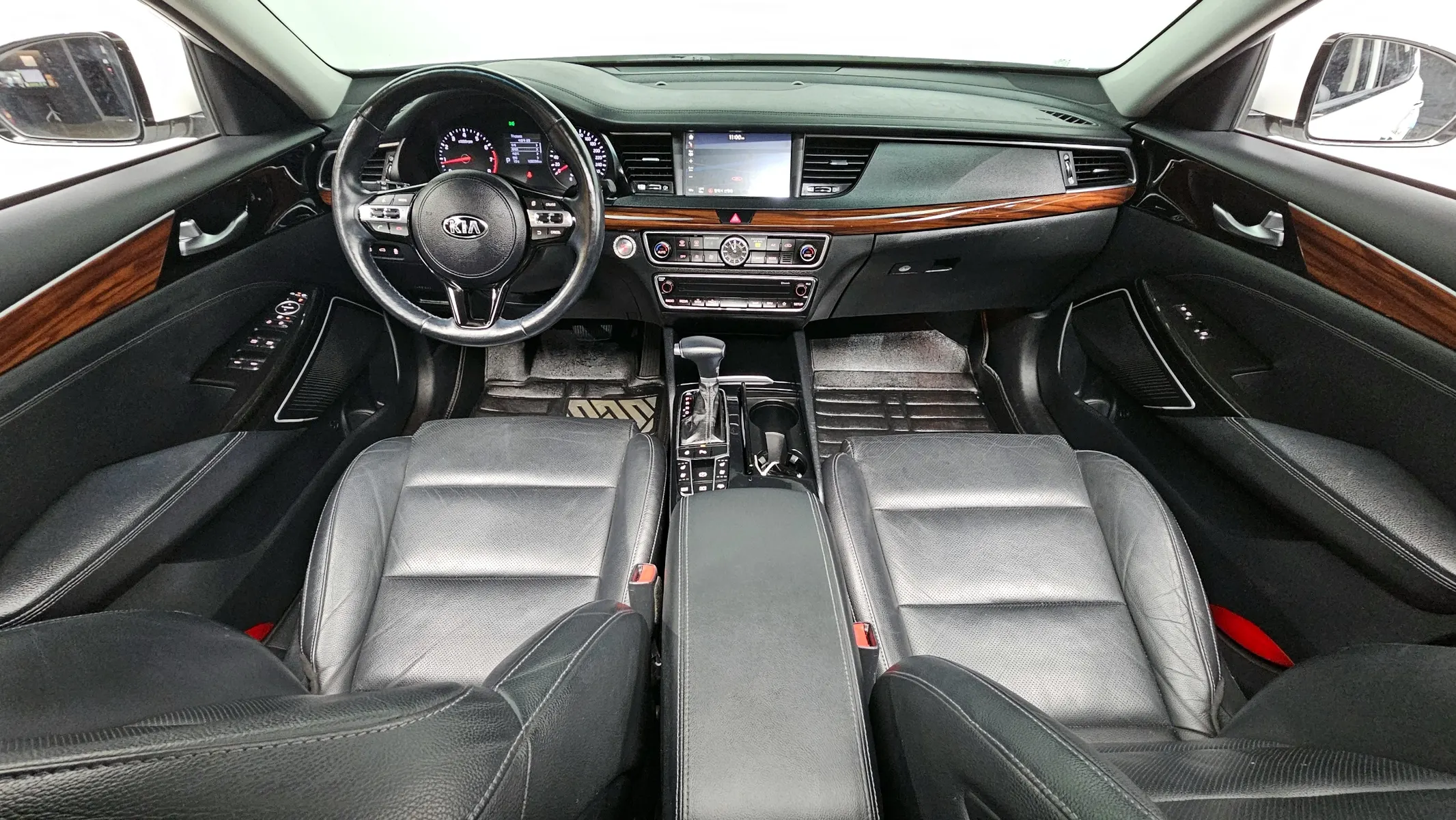 Kia K7 3.0 LPI () 2017 4/5