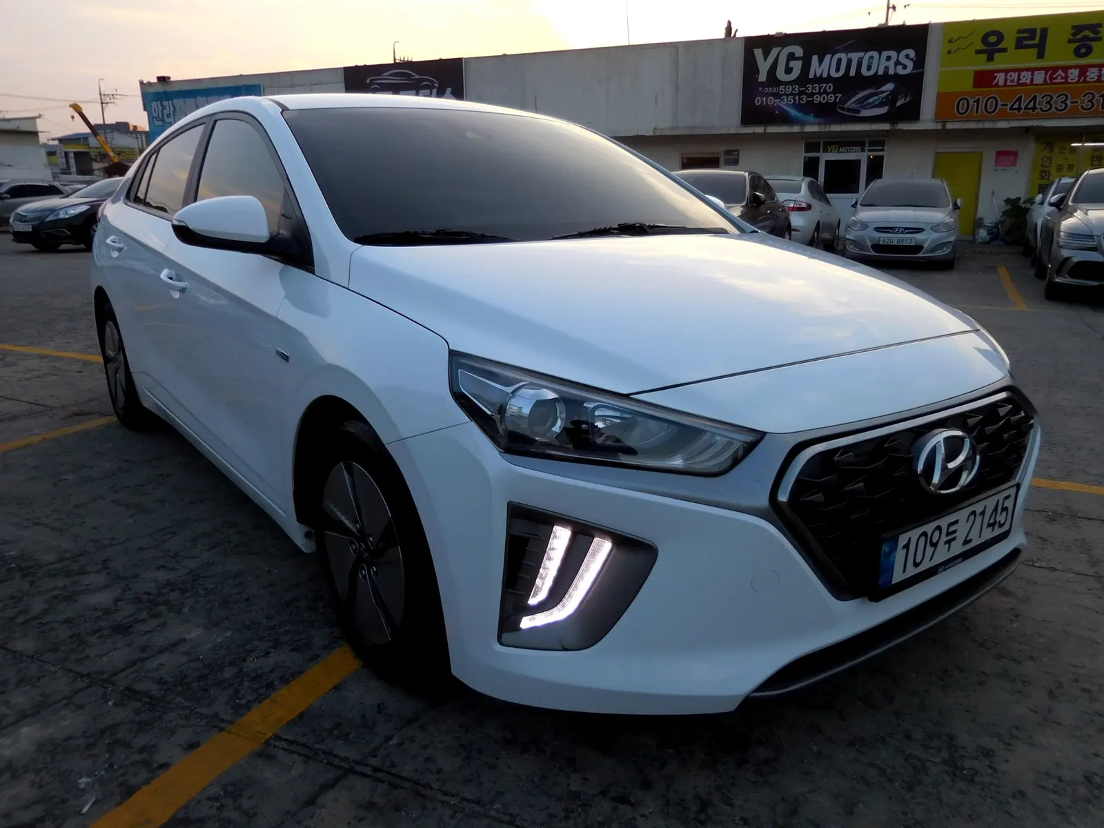 Hyundai 아이오닉 하이브리드 1.6 HEV 2020 3/5