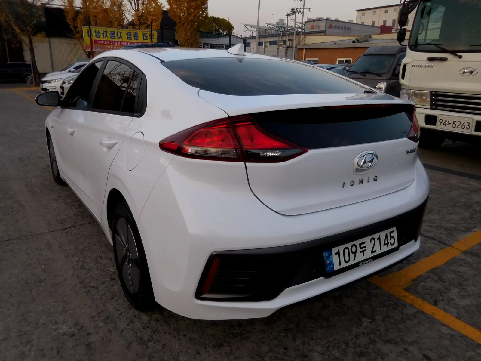 Hyundai 아이오닉 하이브리드 1.6 HEV 2020 2/5