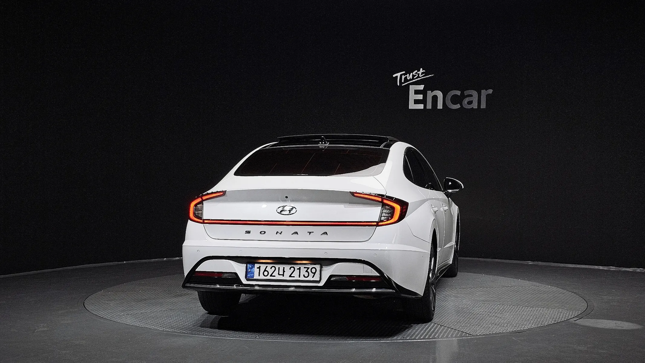 Hyundai (DN8) 2.0 2019 3/5