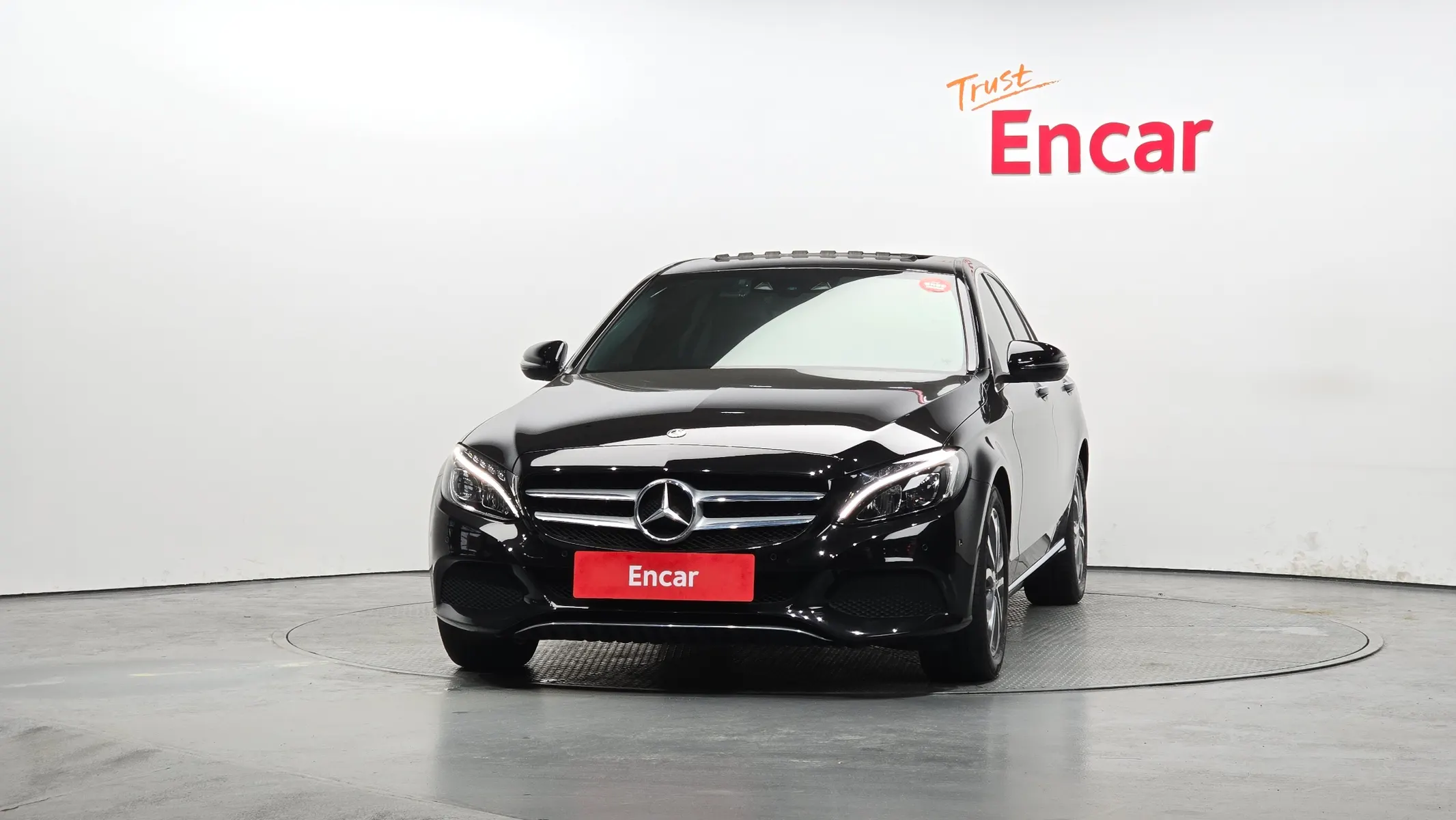 Mercedes-Benz C-Class W205 C200 2017 3/32
