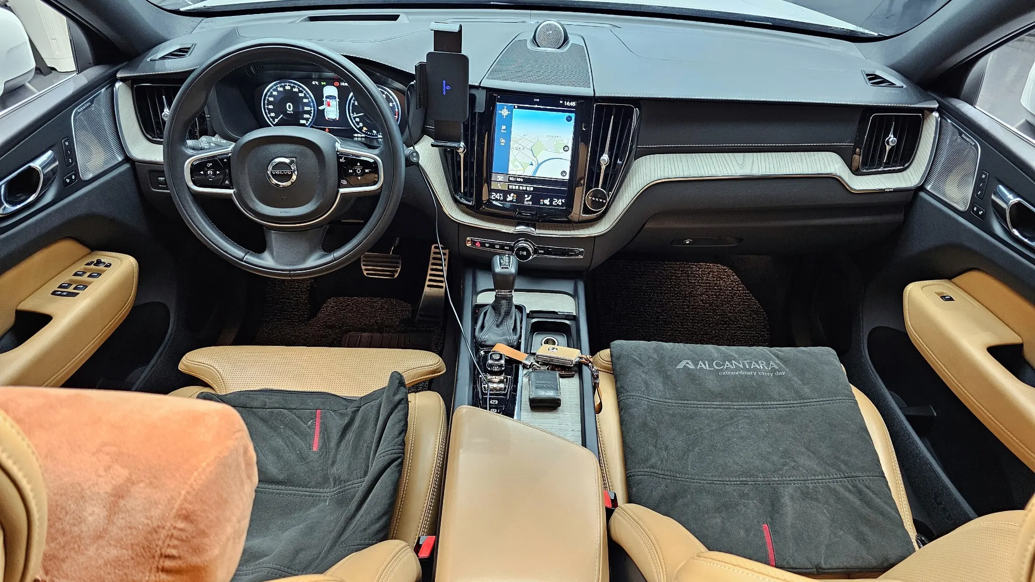 Volvo XC60 2 T6 2020 4/5