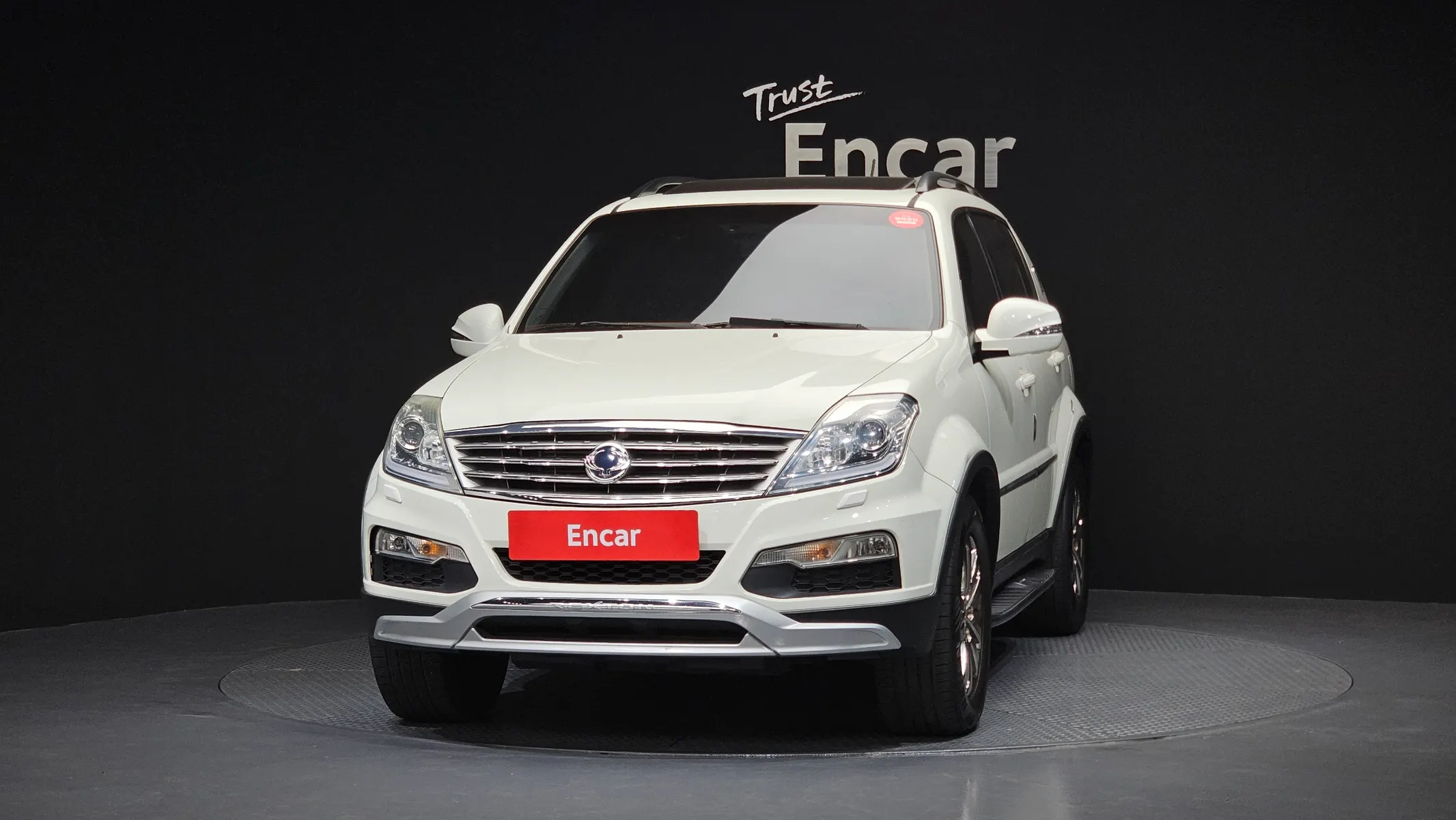KG Mobility W 2.0 4WD 2014 2/5