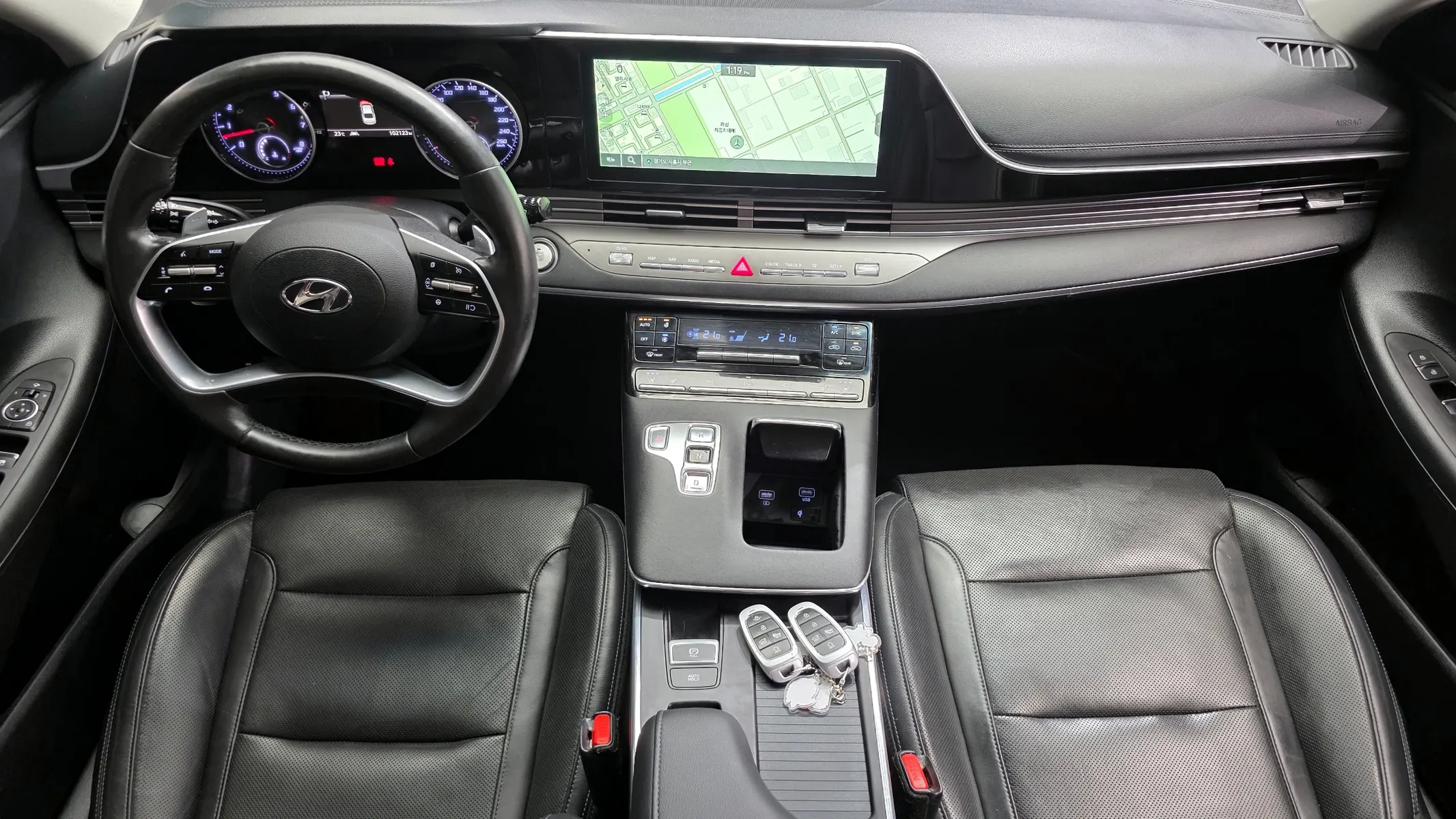 Hyundai IG 3.0 LPi () 2021 4/5