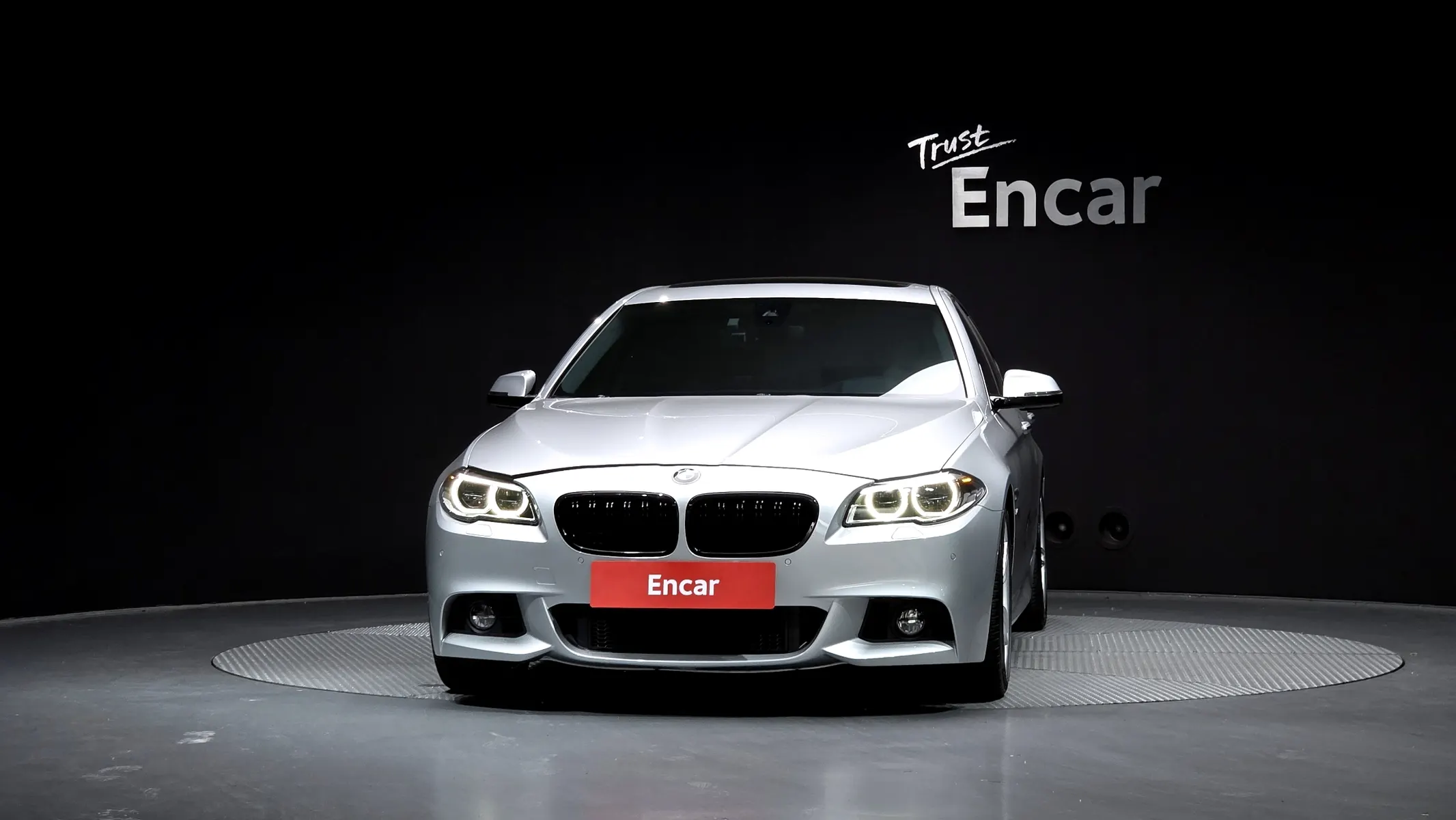 BMW 5 Series (F10) 520d xDrive M 2015 3/21