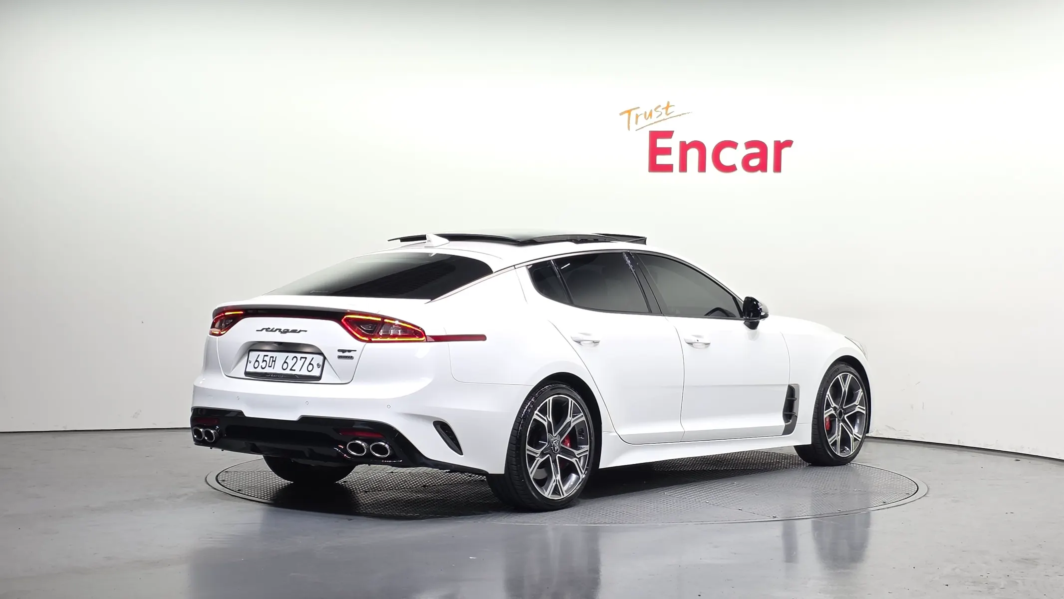 Kia Stinger 3.3 AWD 2017 2/35