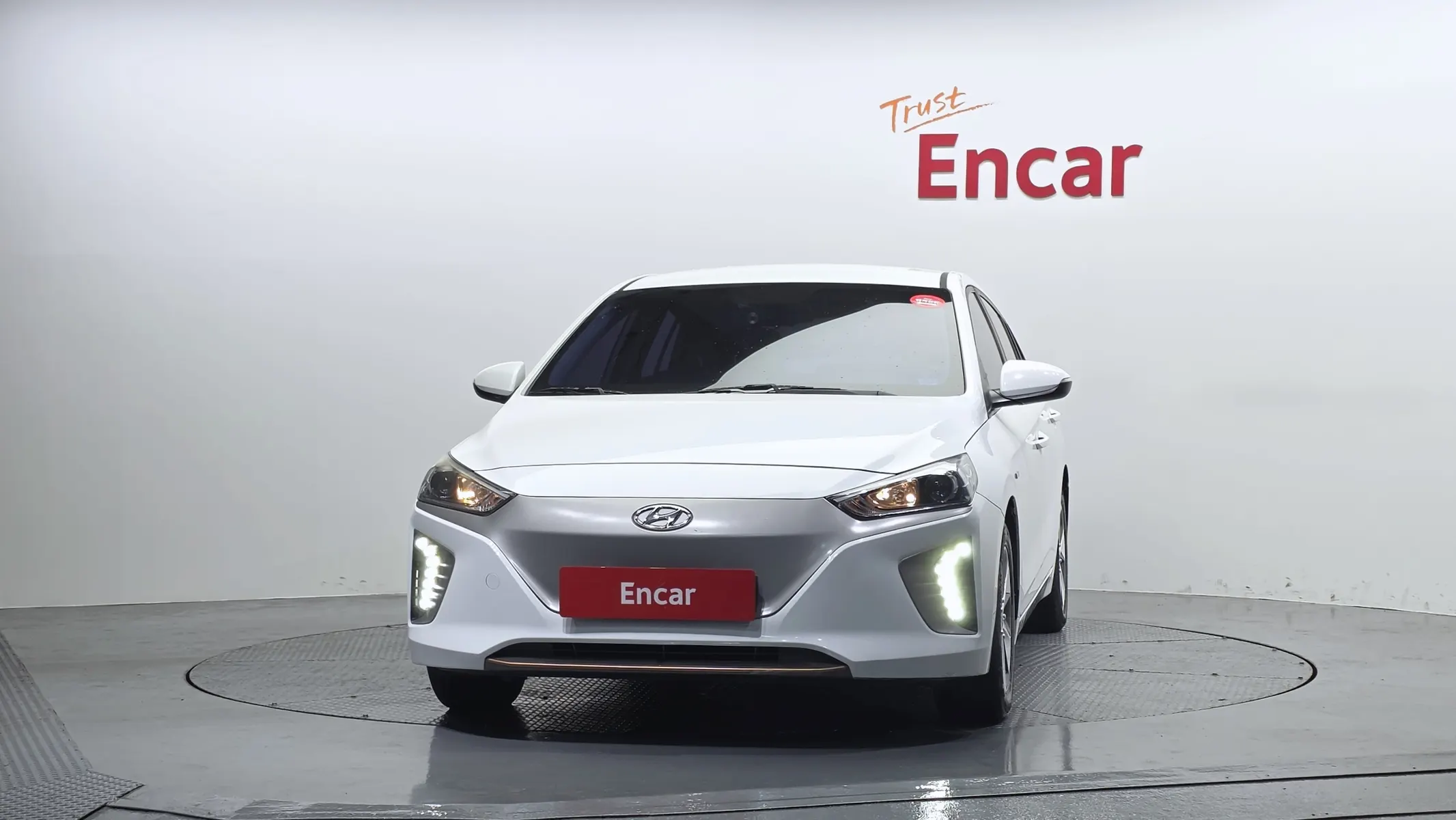 Hyundai 아이오닉 일렉트릭 N 2018 2/5
