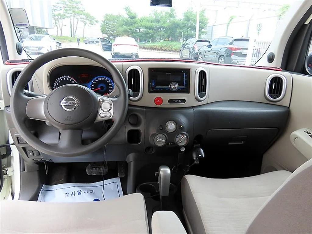 Nissan 큐브 1.8 S 2011 4/5