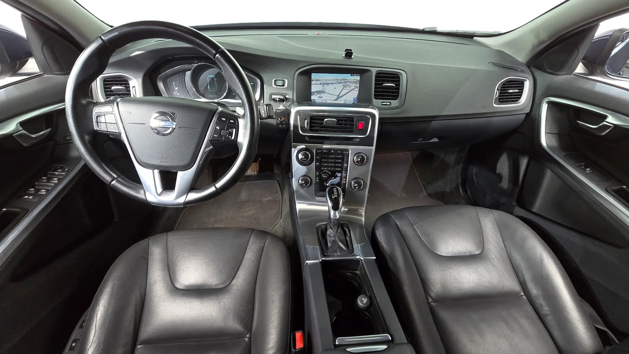 Volvo S60 D2 2014 4/5