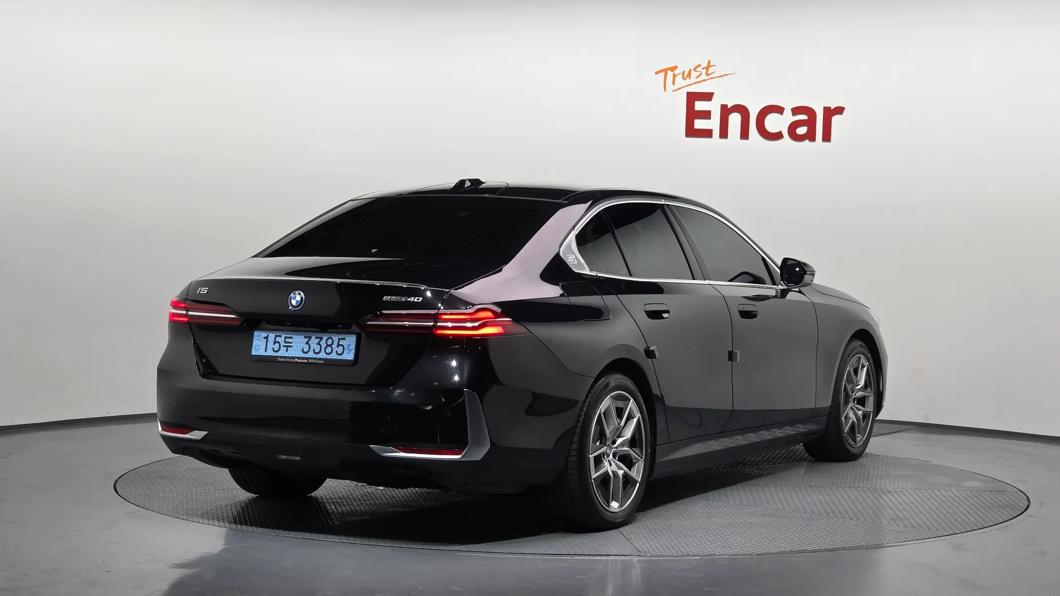 BMW i5 (G60) eDrive 40 2025 2/34