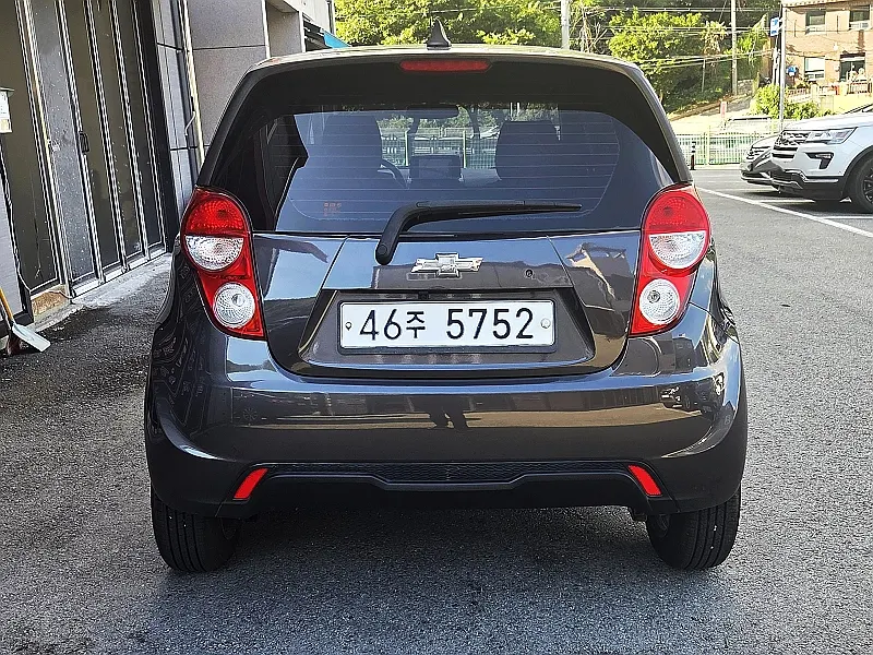Chevrolet Spark LS 2012 3/5