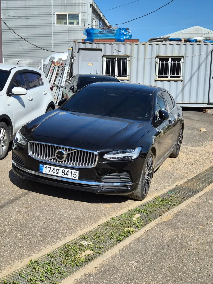 Volvo S90 T8 AWD 2024 2/5
