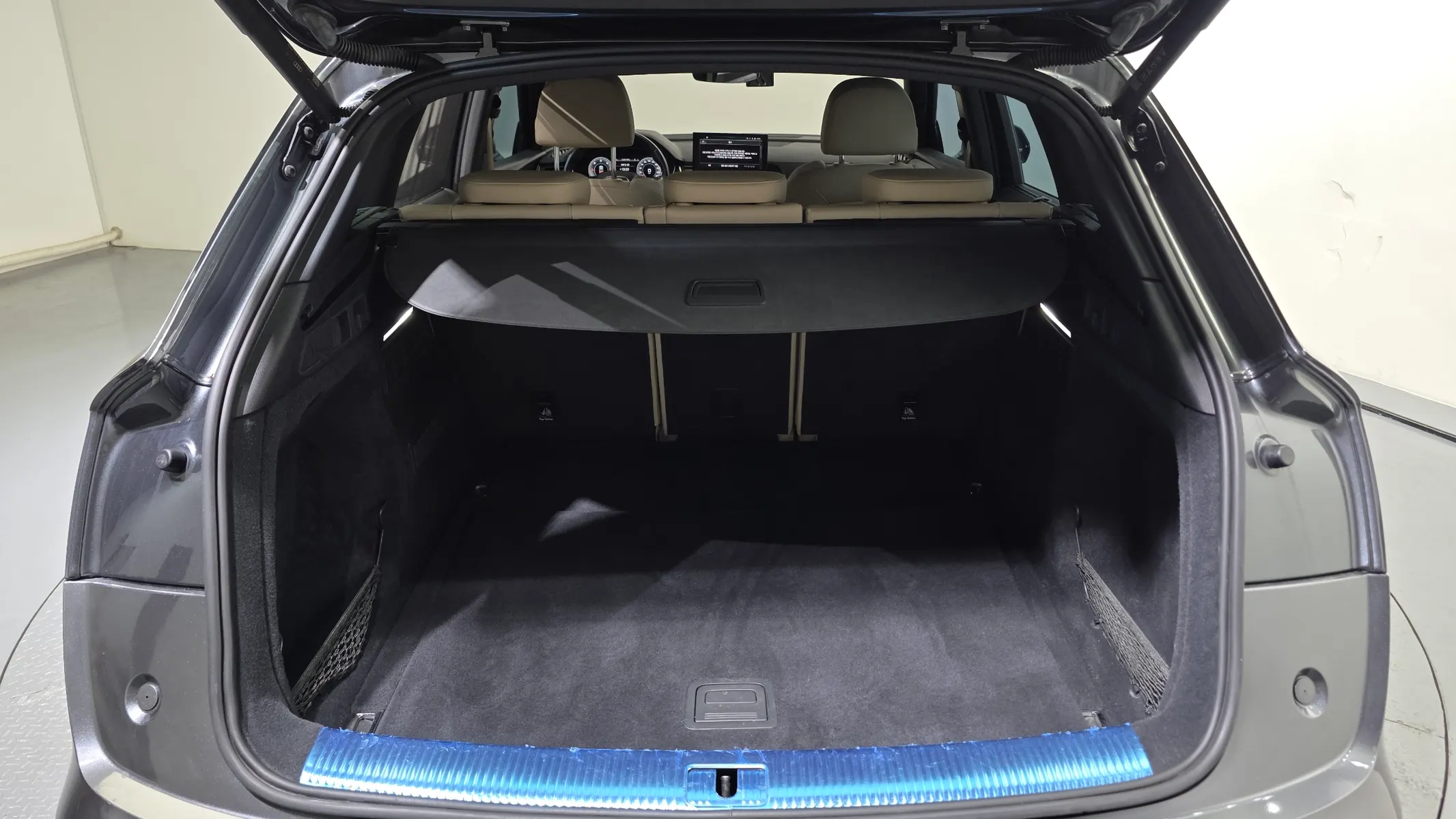 Audi Q5 (FY) 40 TDI 2022 33/34