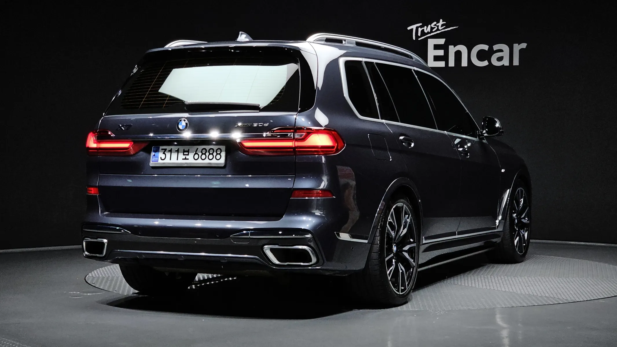 BMW X7 (G07) xDrive 30d M 6 2020 2/33