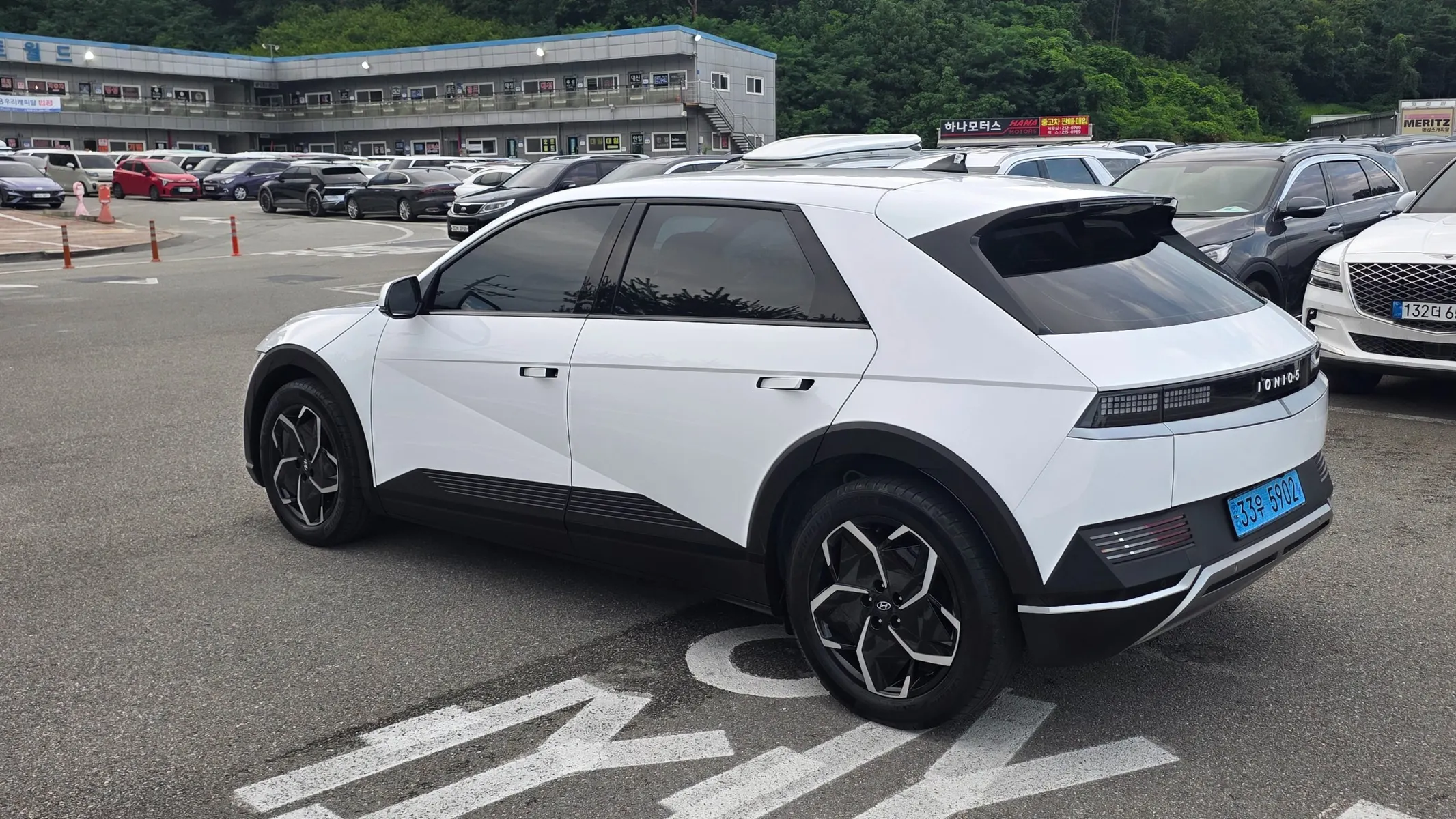 Hyundai Ioniq 5 2021 2/5
