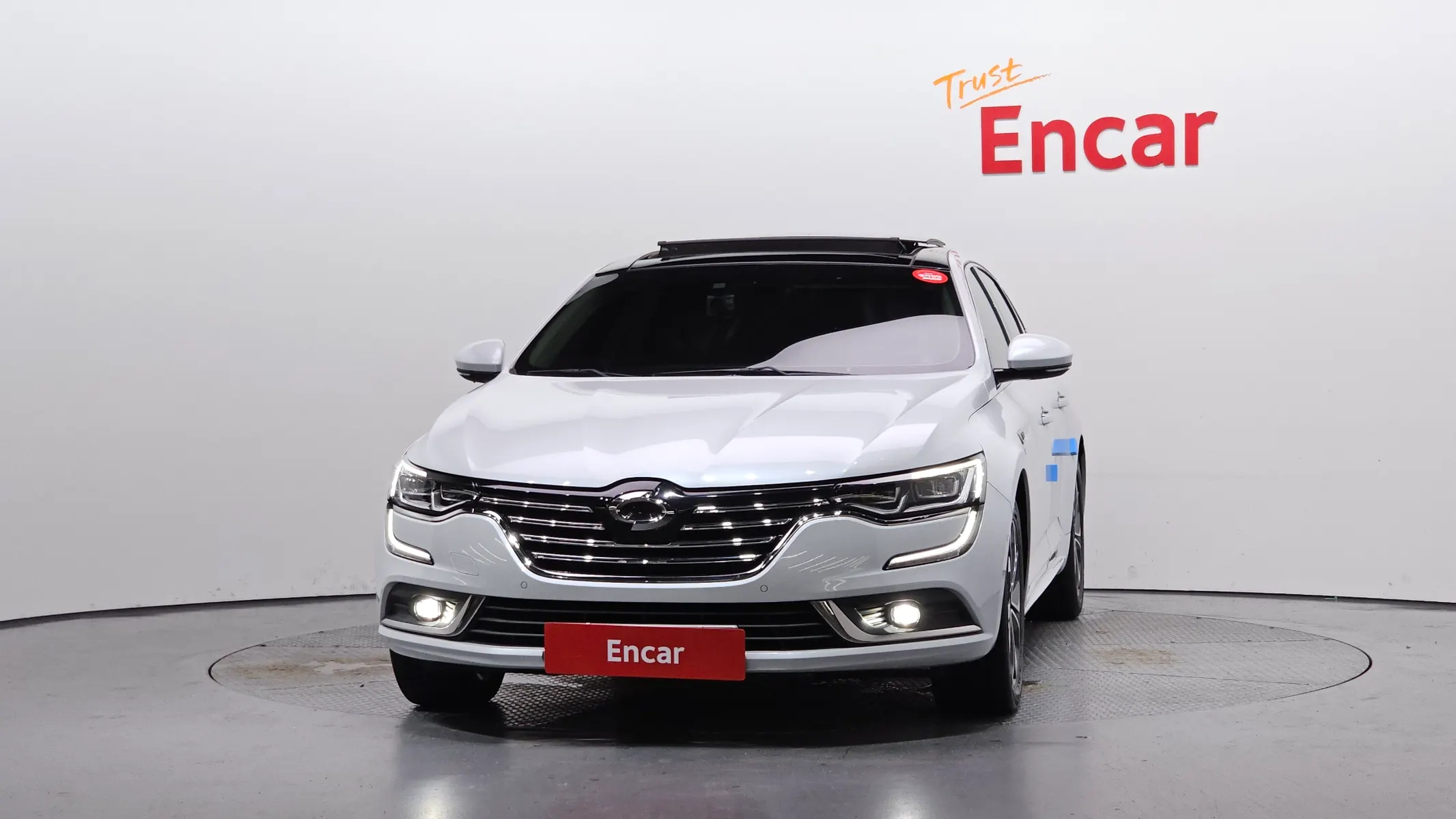 Renault Korea SM6 2.0 LPe RE () 2019 2/5