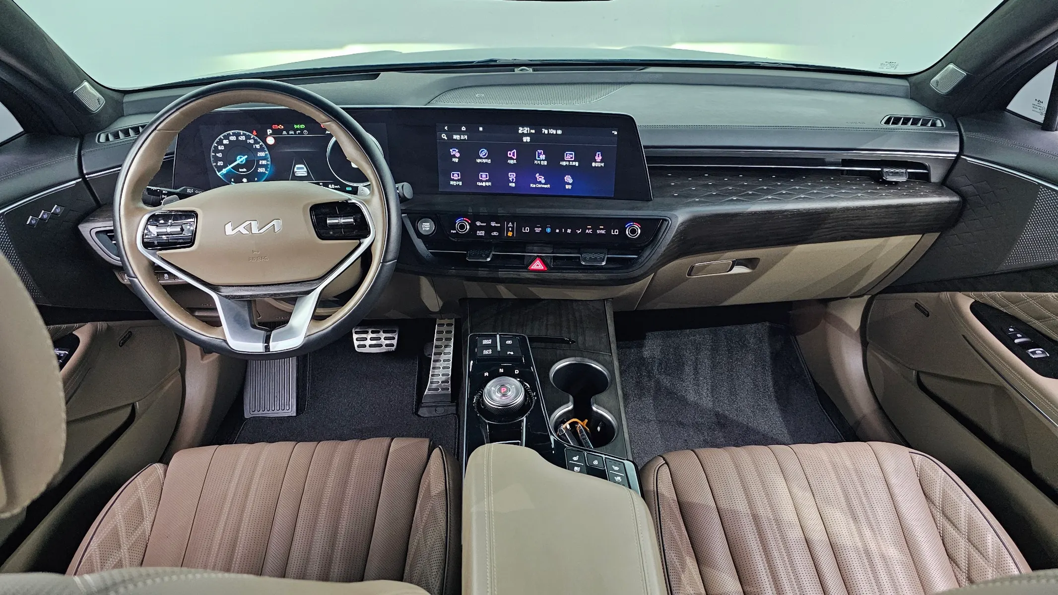 Kia K8 2023 4/5