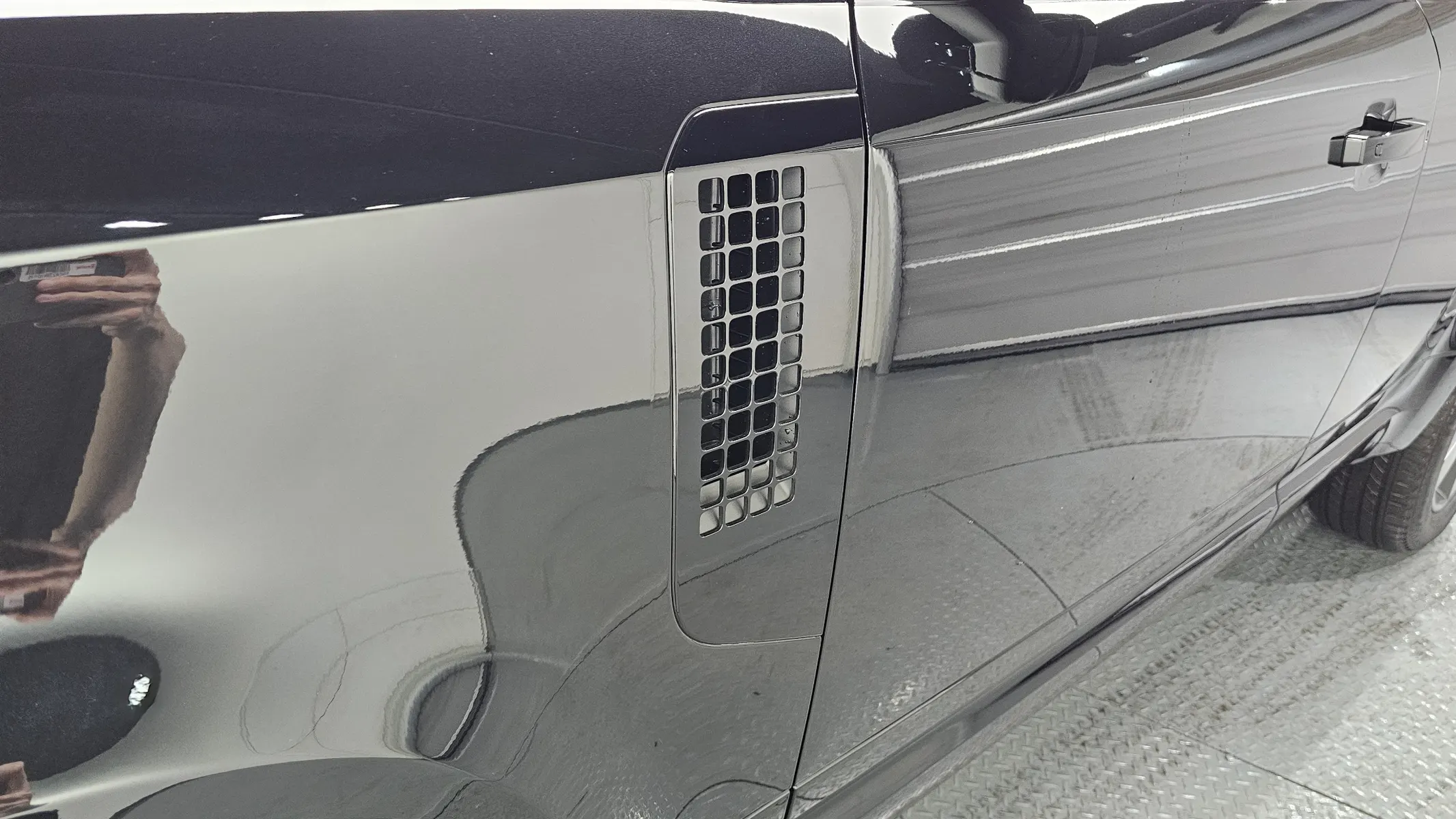 Land Rover (L663) 110 D300 X- HSE 2026 20/21