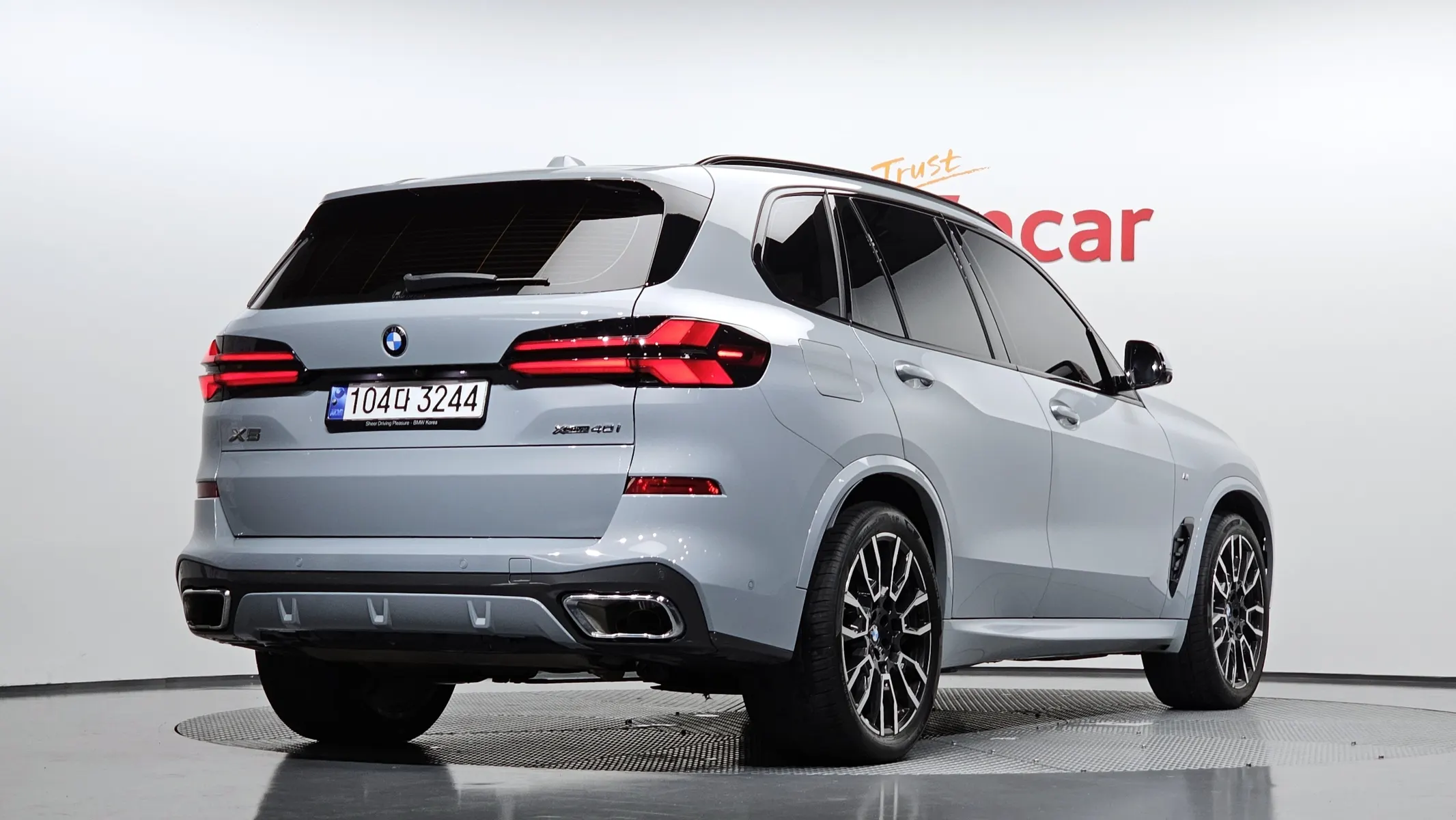 BMW X5 (G05) xDrive 40i M 2023 2/36