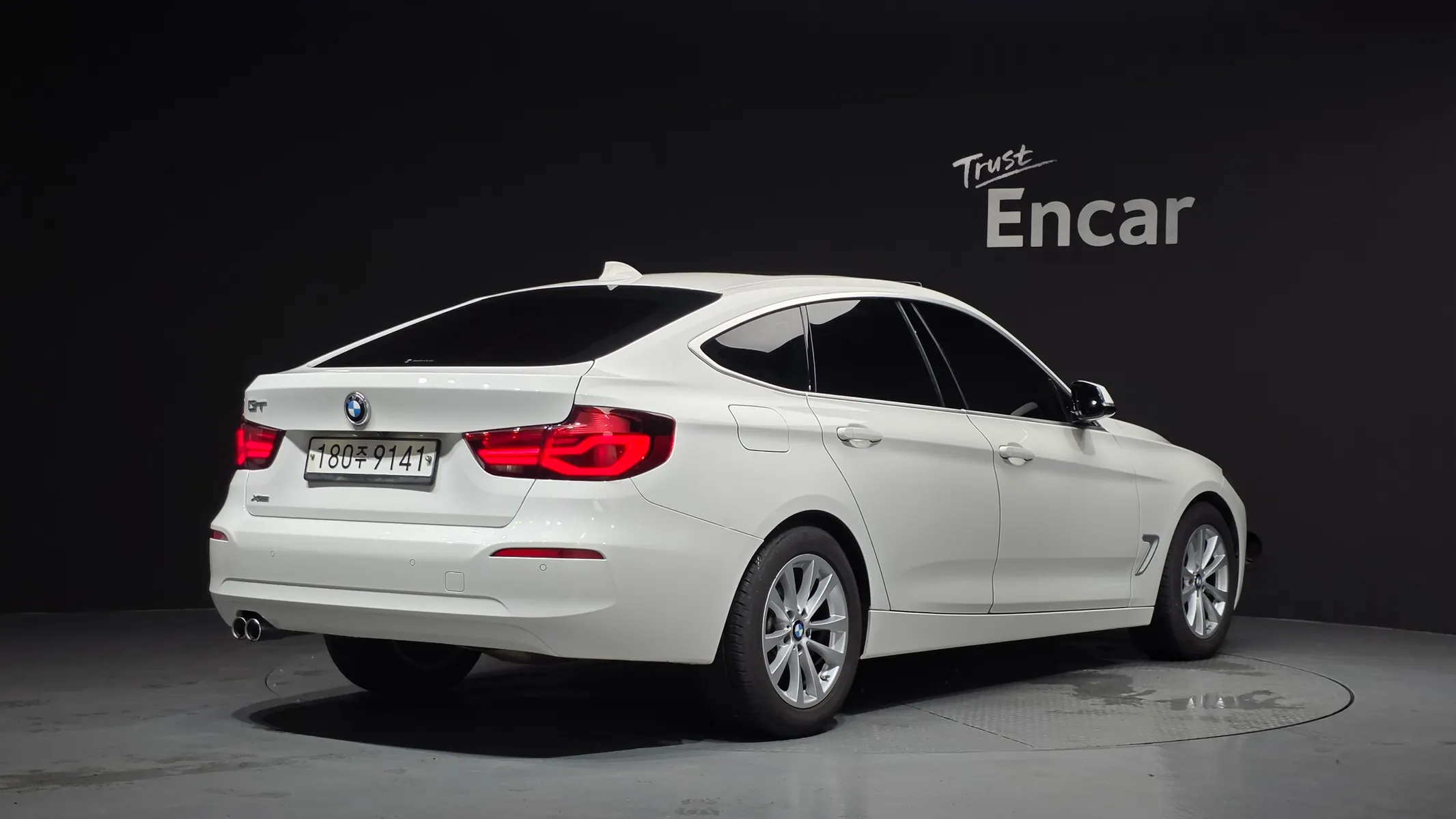 BMW 3 Series GT (F34) GT 320d xDrive 2019 2/35