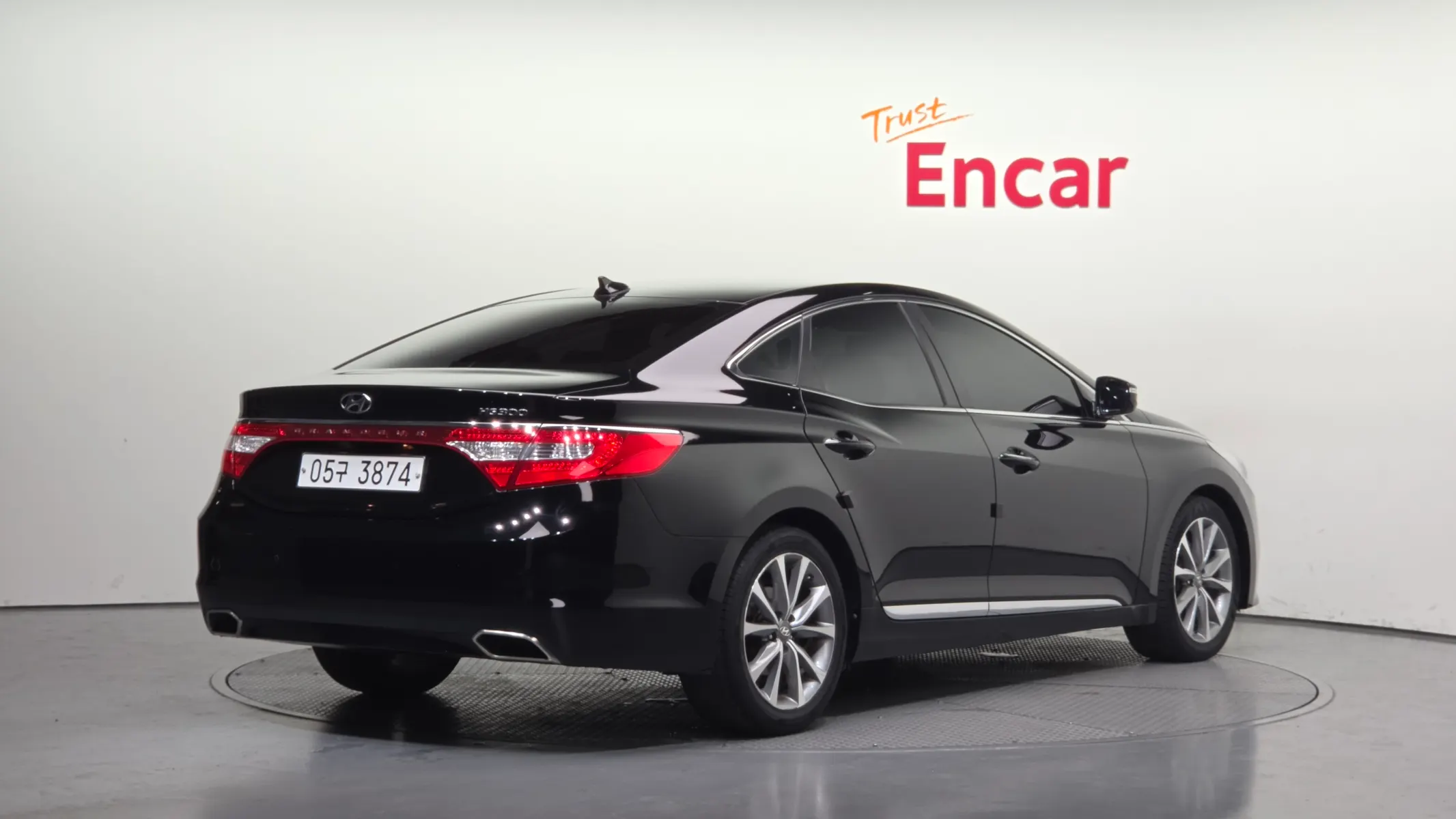 Hyundai Grandeur HG HG300 2015 2/31
