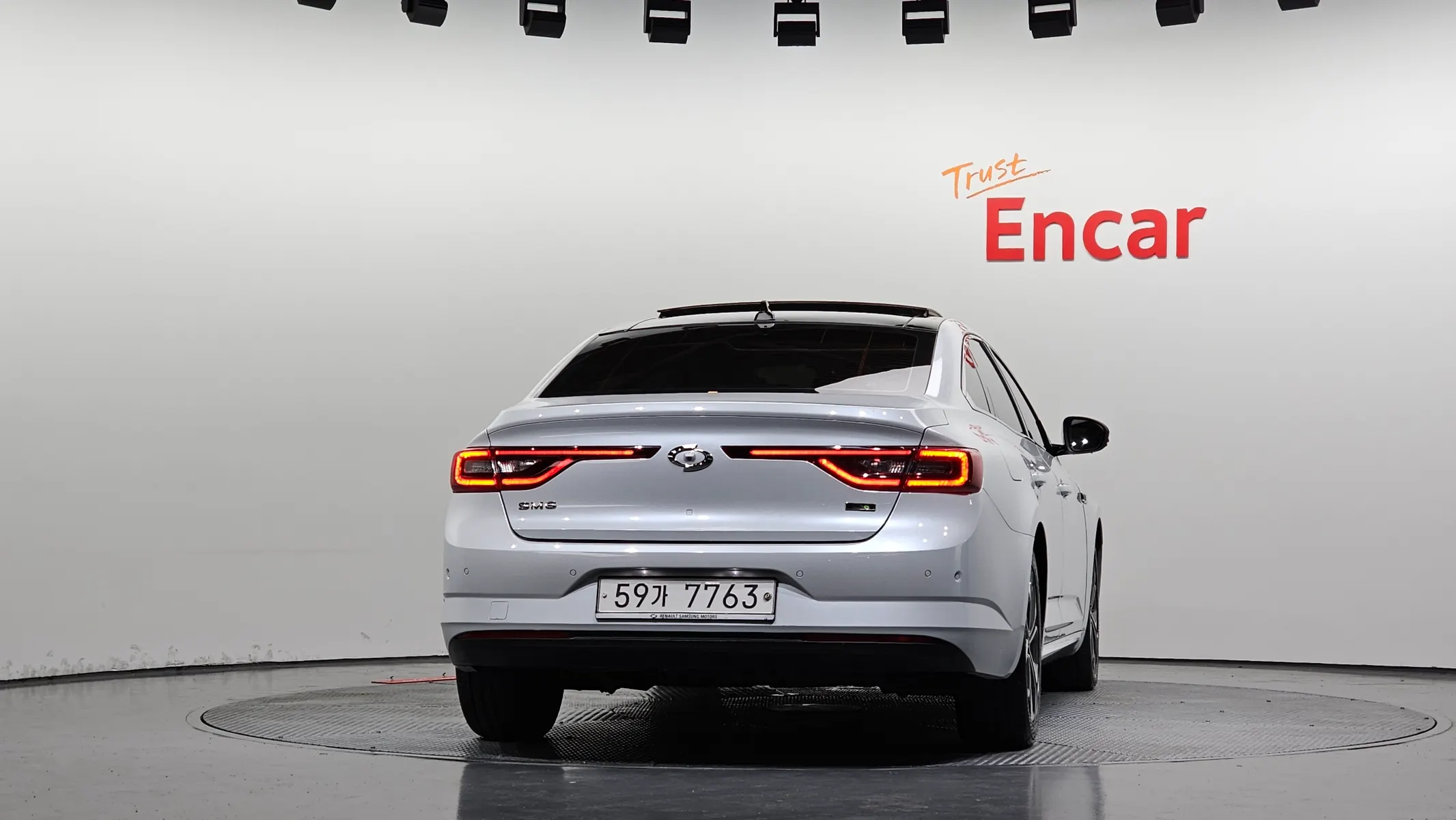 Renault Korea SM6 2.0 LPe RE () 2019 3/5