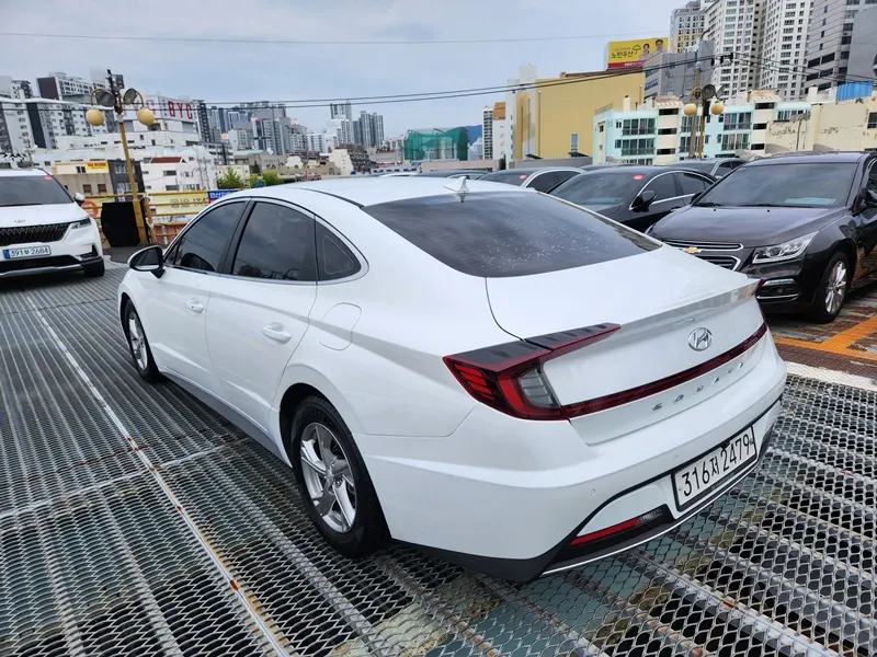 Hyundai (DN8) 2.0 LPG() 2019 3/5
