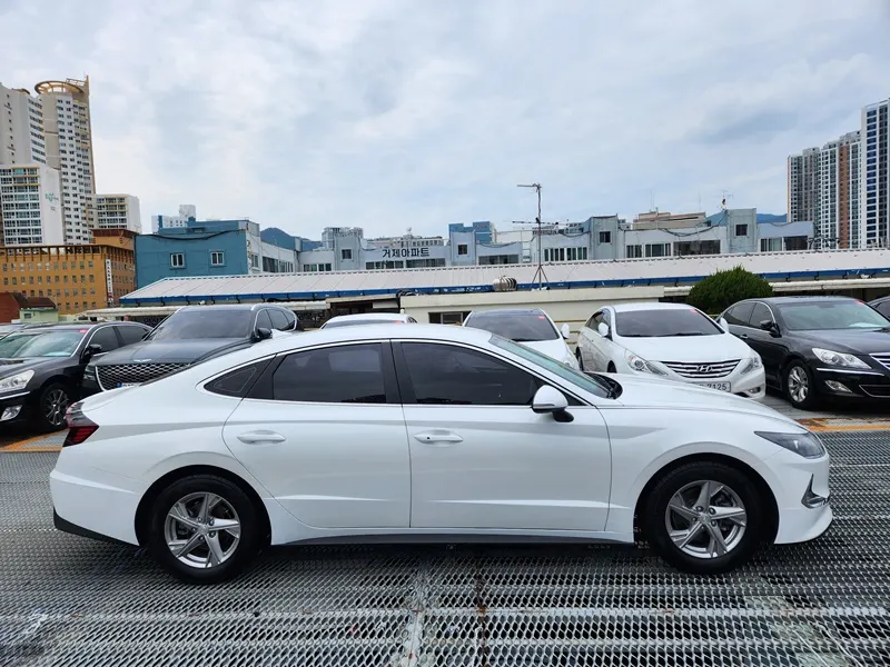 Hyundai (DN8) 2.0 LPG() 2019 4/5