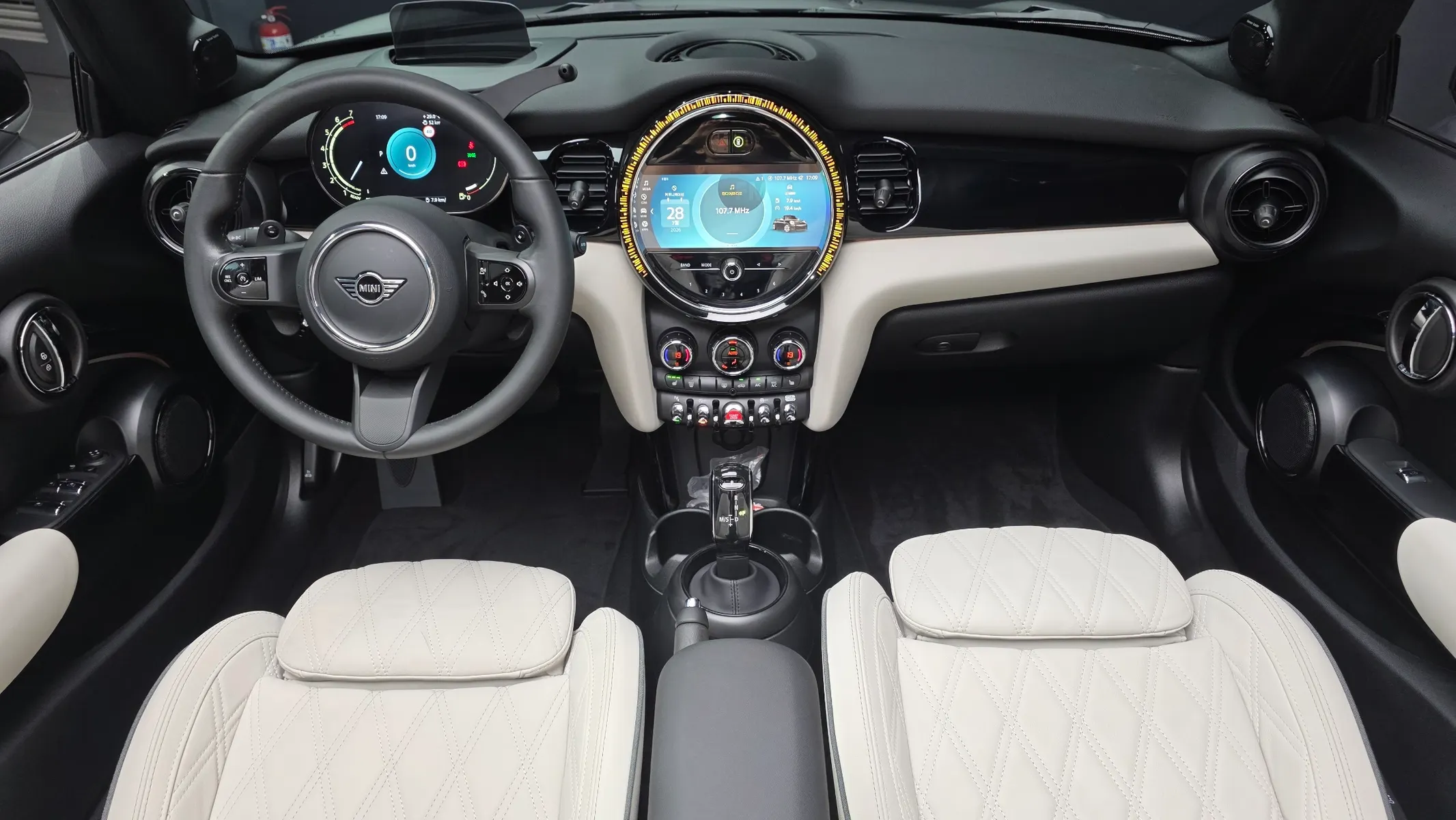 MINI S Convertible 2023 4/5