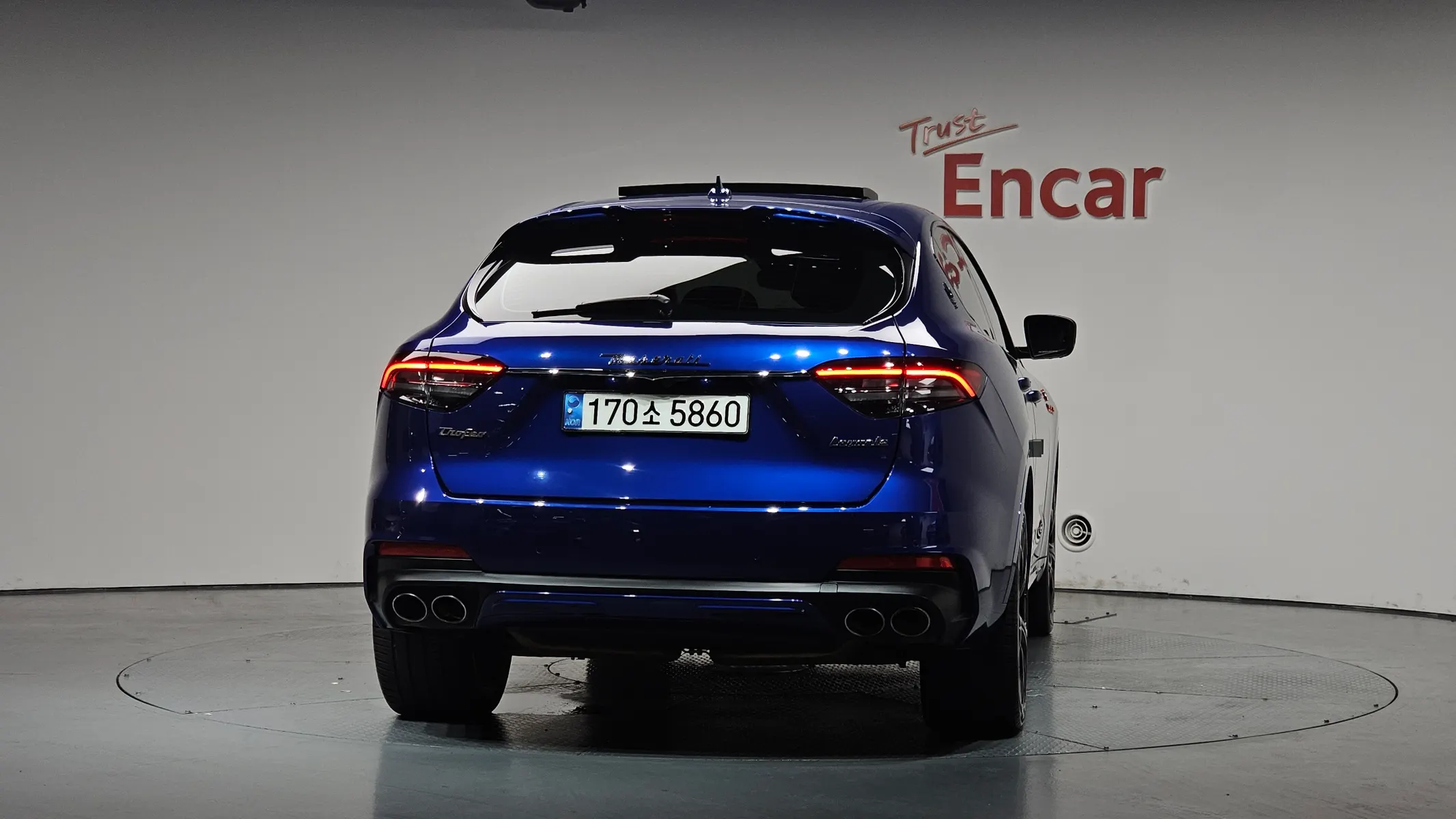 Maserati 르반떼 3.8 GTS AWD 2019 3/5