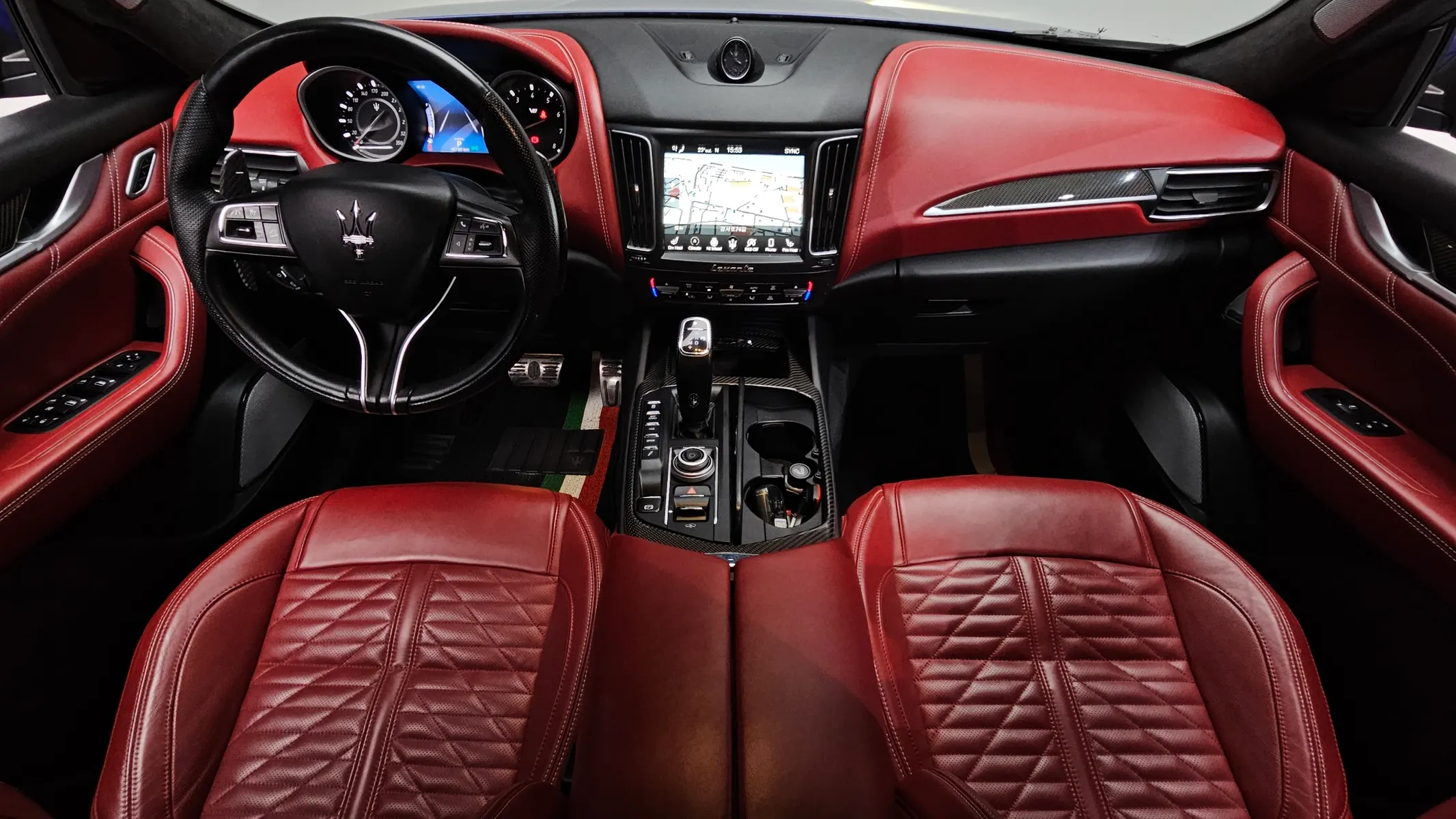 Maserati 르반떼 3.8 GTS AWD 2019 4/5
