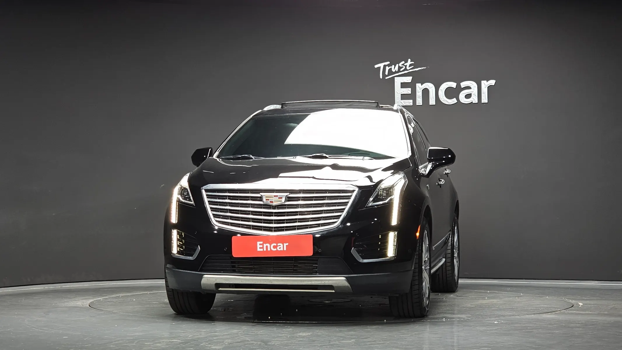 Cadillac XT5 3.6 AWD 2017 2/5