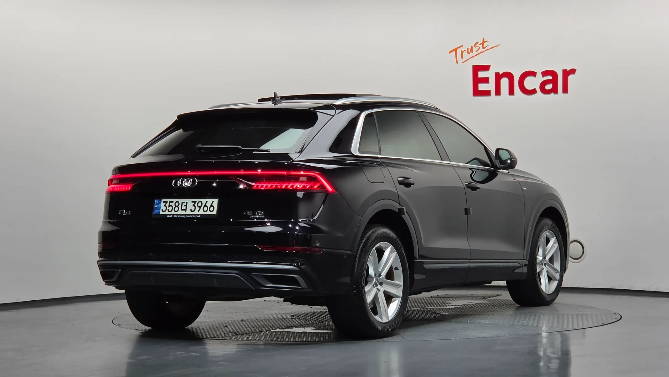 Audi Q8 (4M) 45 TDI 2021 2/36