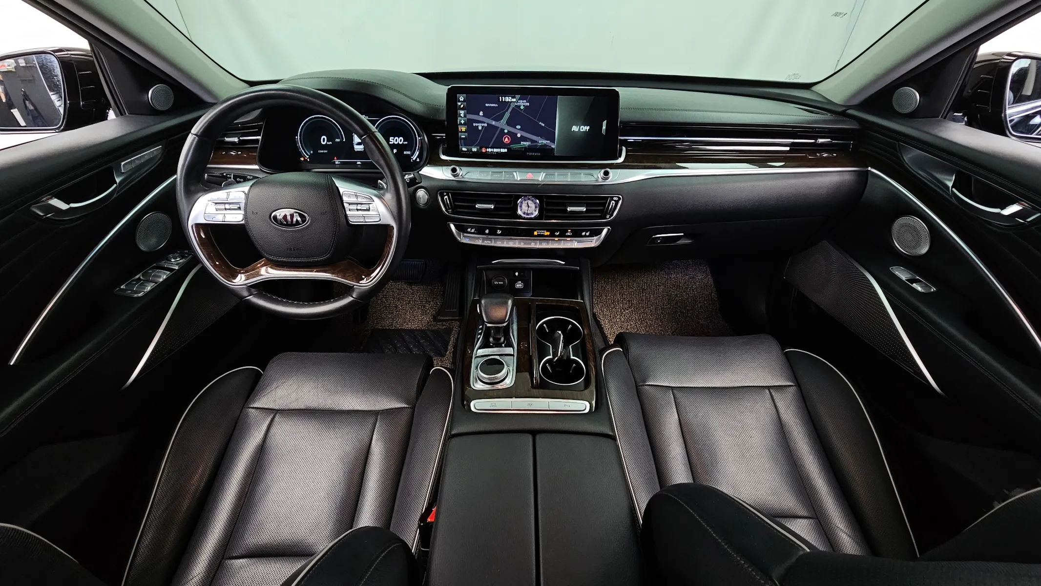 Kia K9 3.8 GDI AWD 2019 4/5