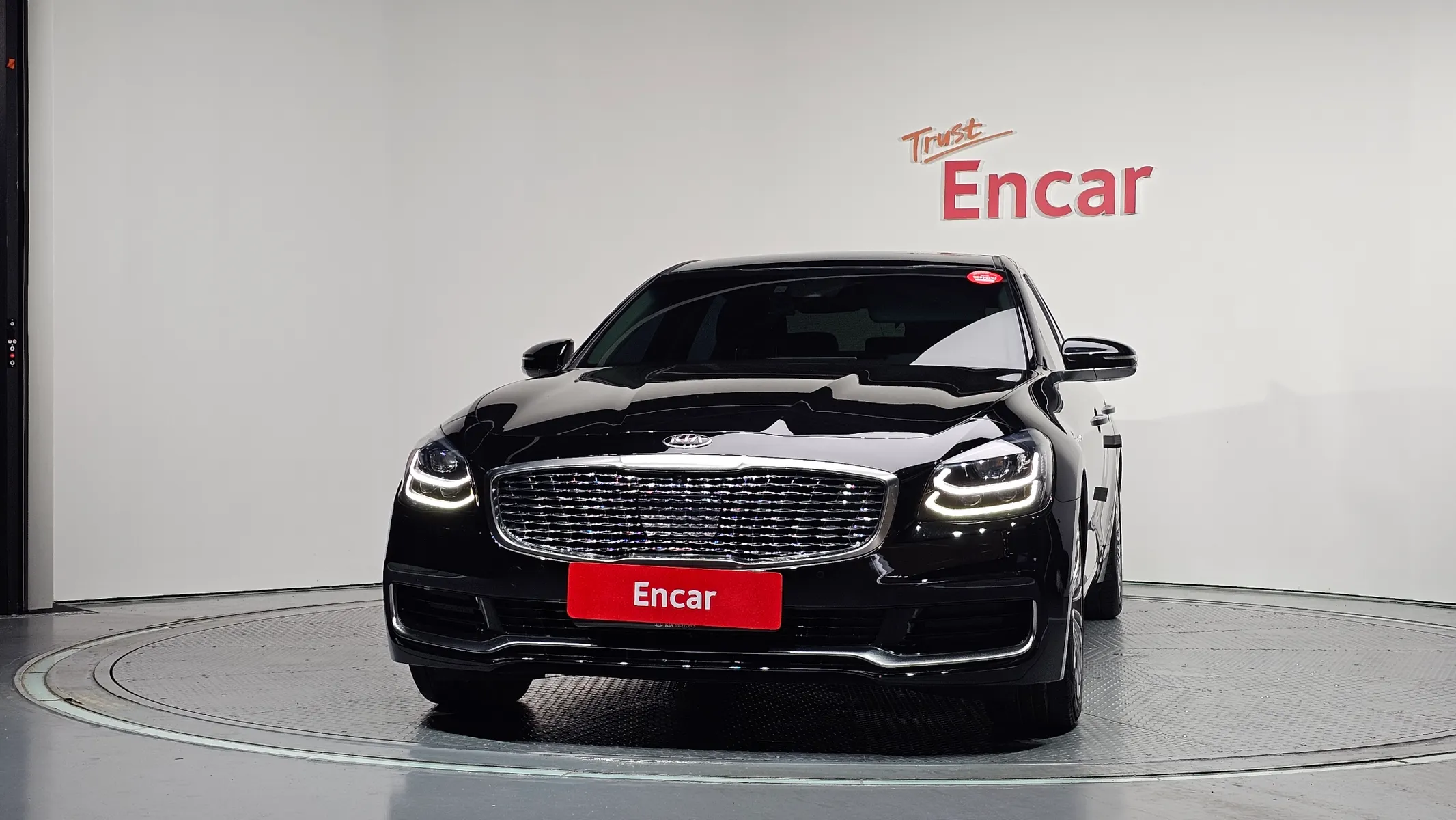 Kia K9 3.8 GDI AWD 2019 2/5