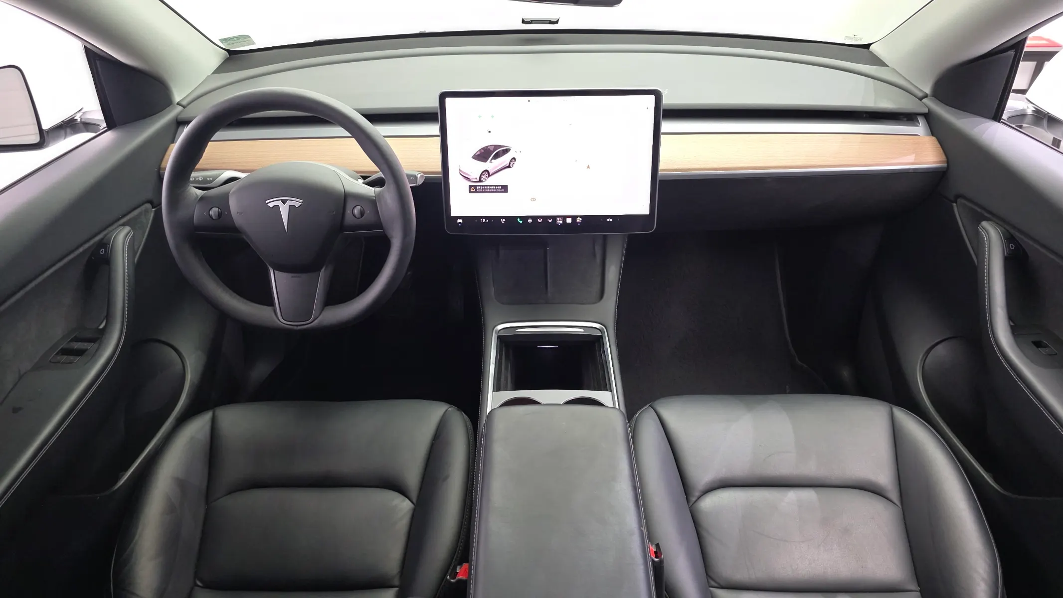 Tesla Y AWD 2022 4/5