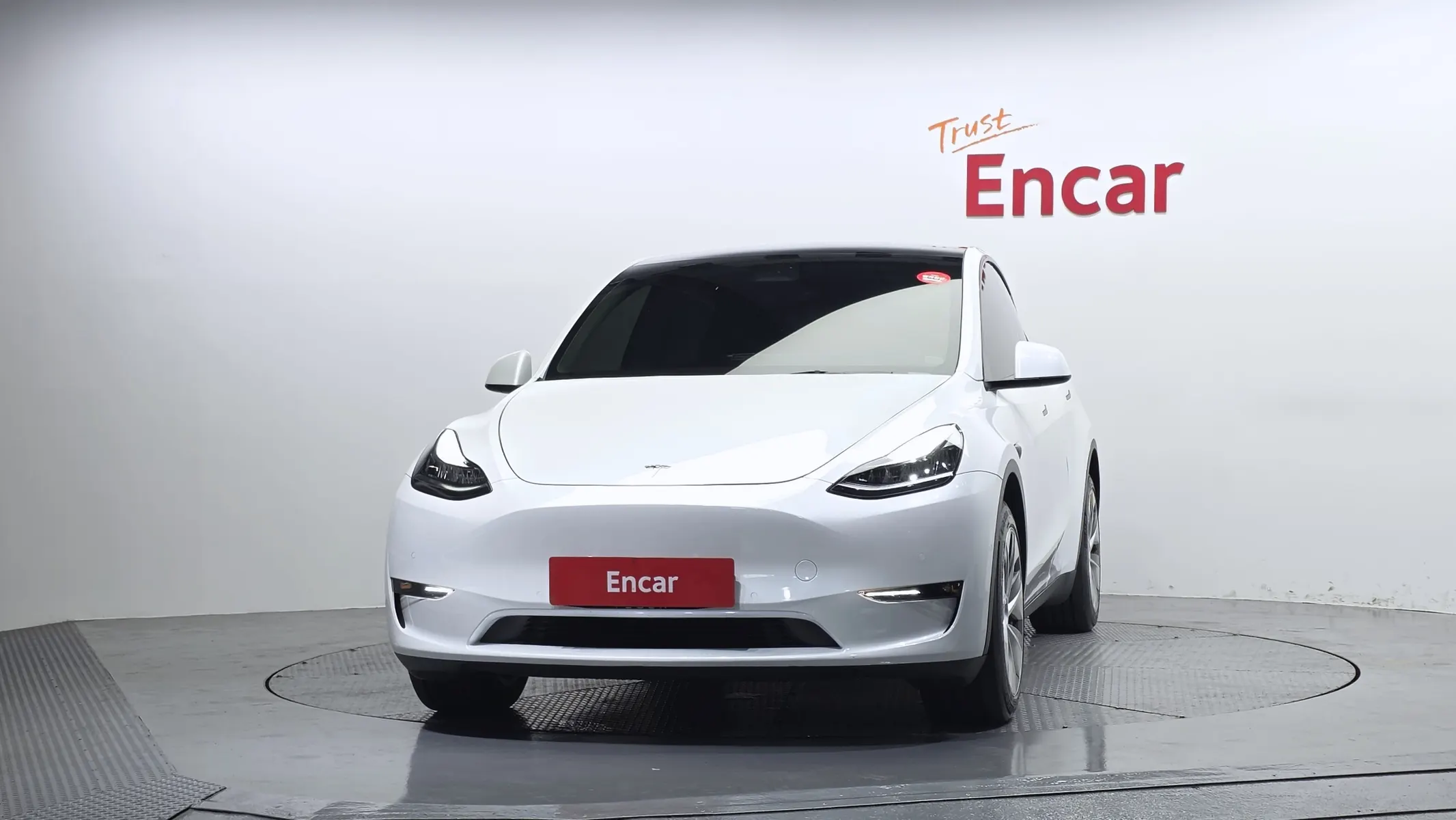Tesla Y AWD 2022 2/5