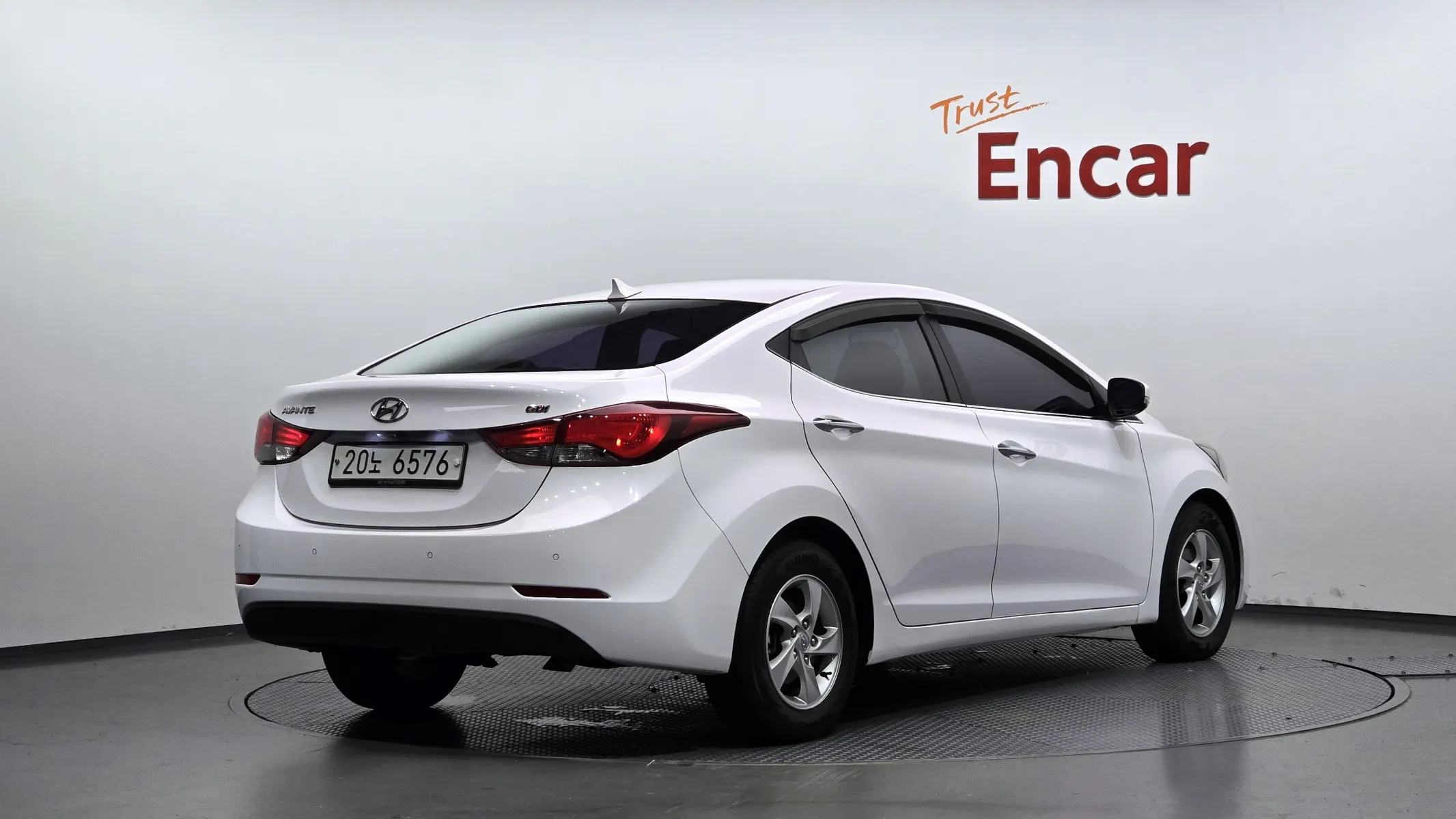 Hyundai 아반떼 1.6 GDi 2013 2/31