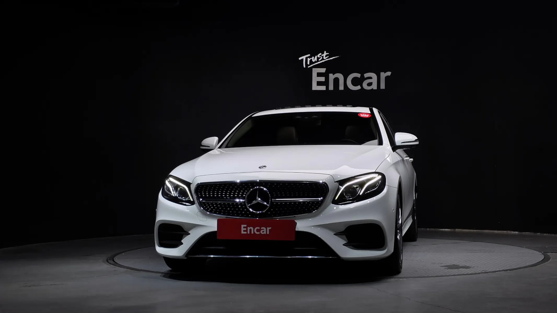 Mercedes-Benz E-Class W213 E300 AMG Line 2018 3/33