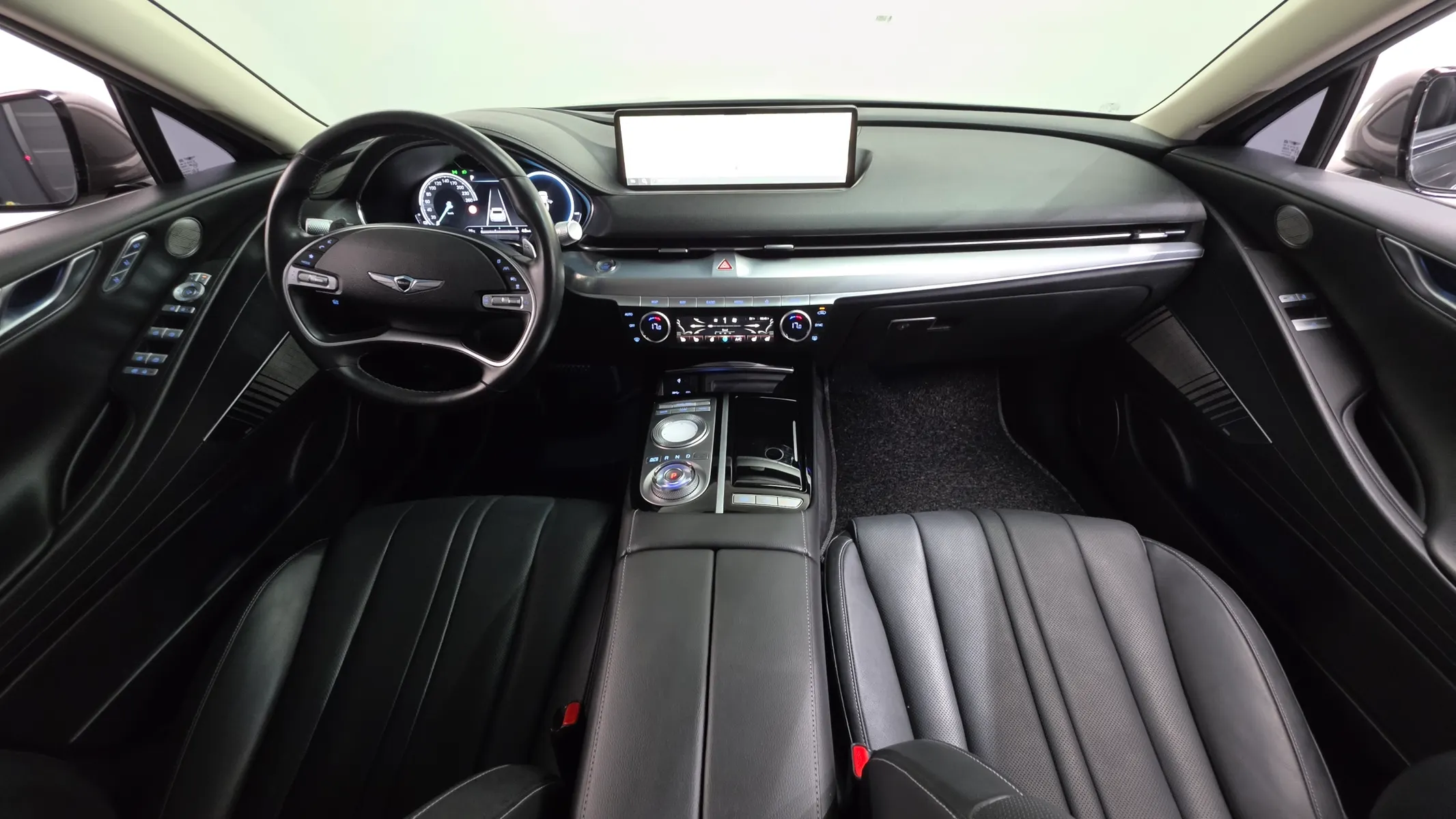 Genesis G80 (RG3) e-AWD 2022 4/5