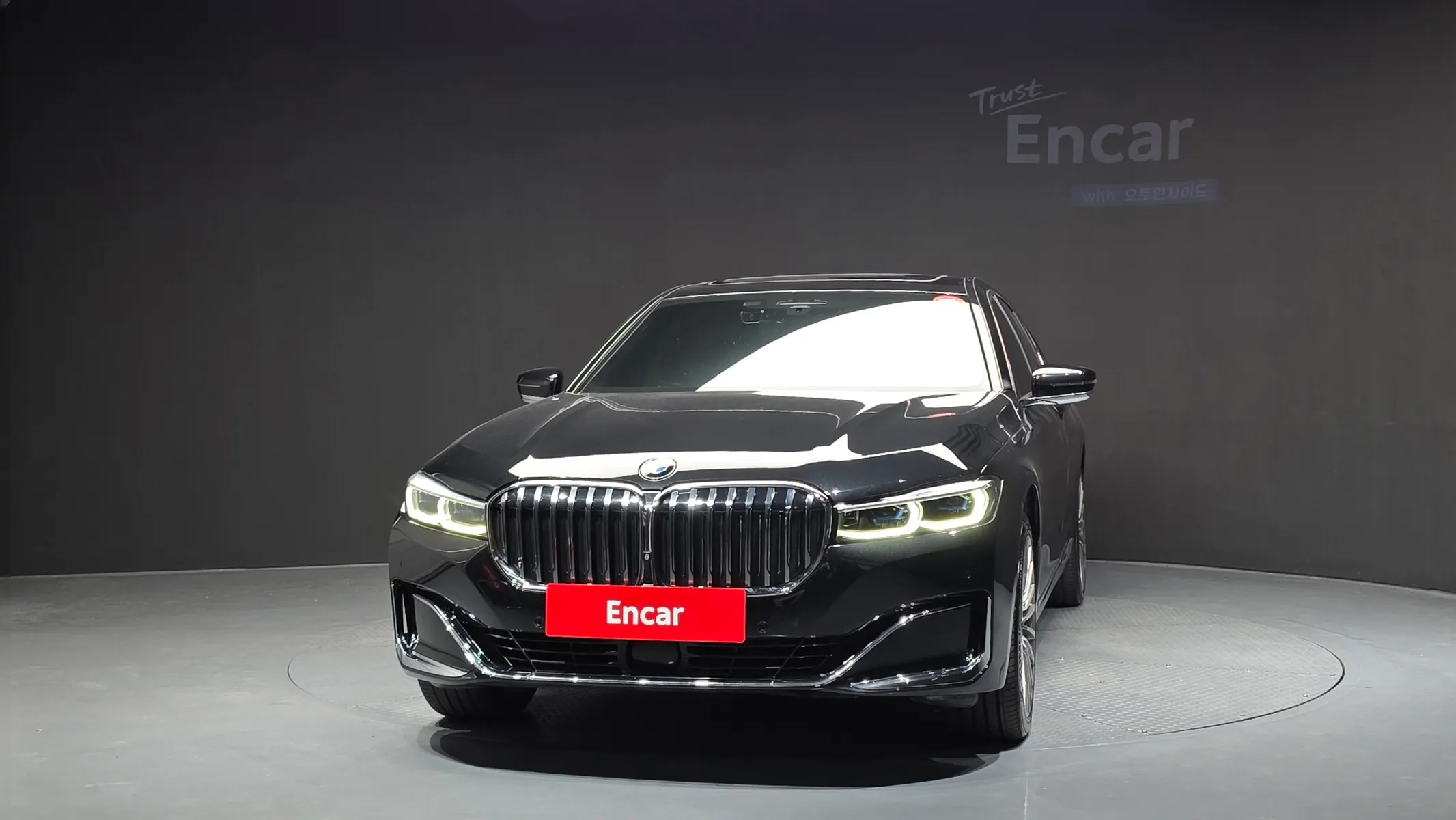 BMW 7 Series (G11) 740d xDrive 2021 3/36