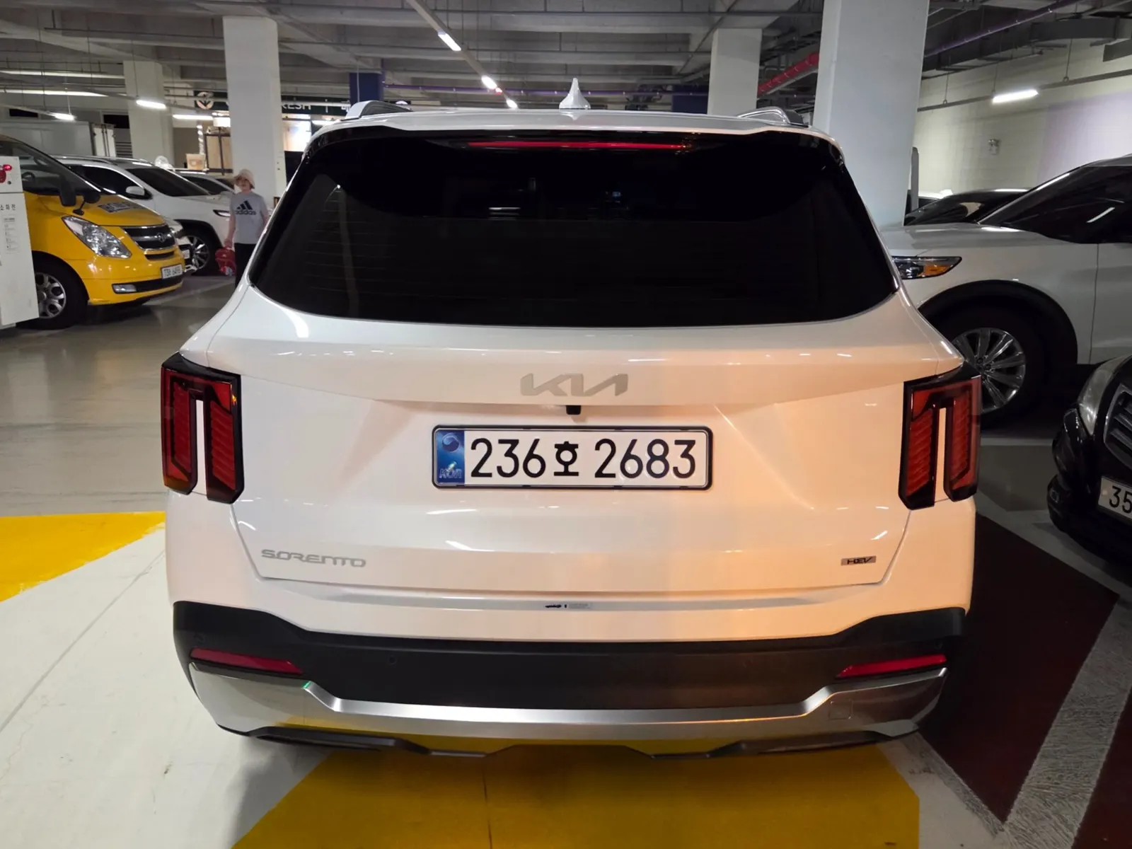 Kia 4 HEV 1.6 2WD 2026 3/5