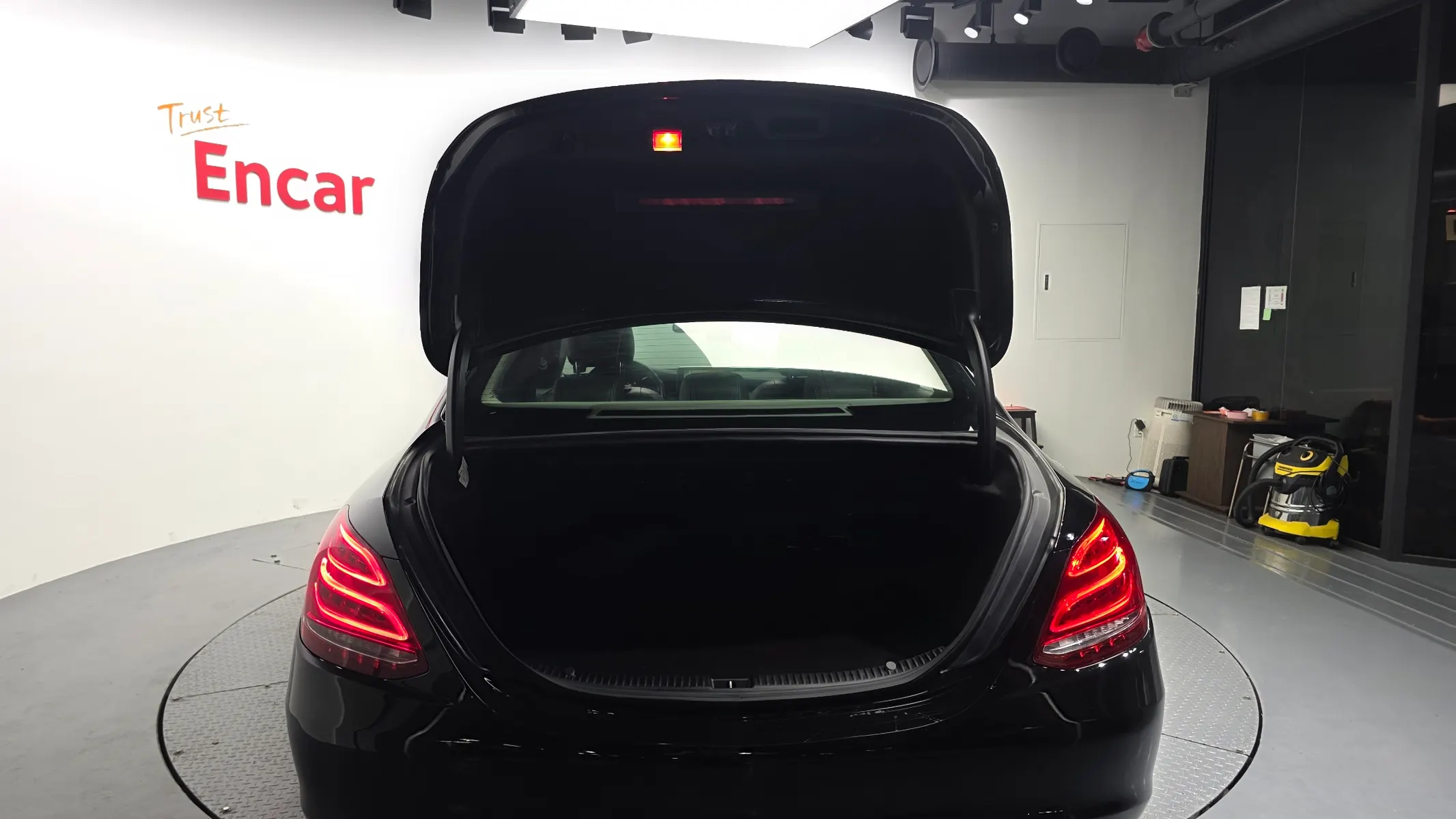 Mercedes-Benz C-Class W205 C200 2015 20/21