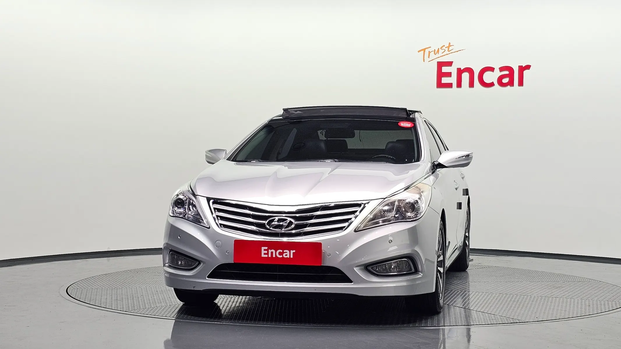 Hyundai Grandeur HG HG240 2011 3/35