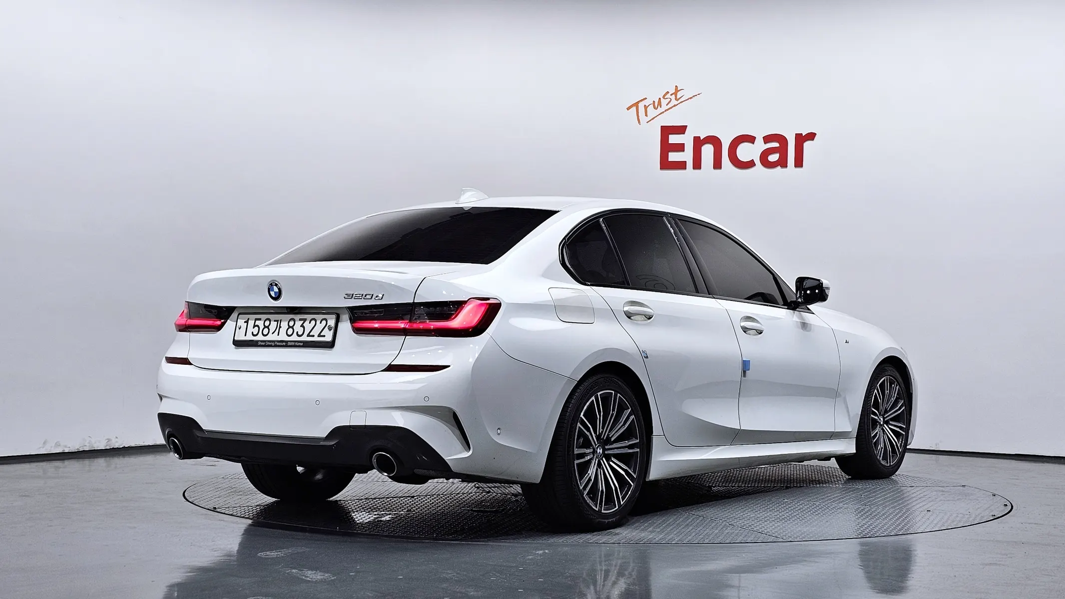 BMW 3 Series (G20) 320d M 2019 2/34
