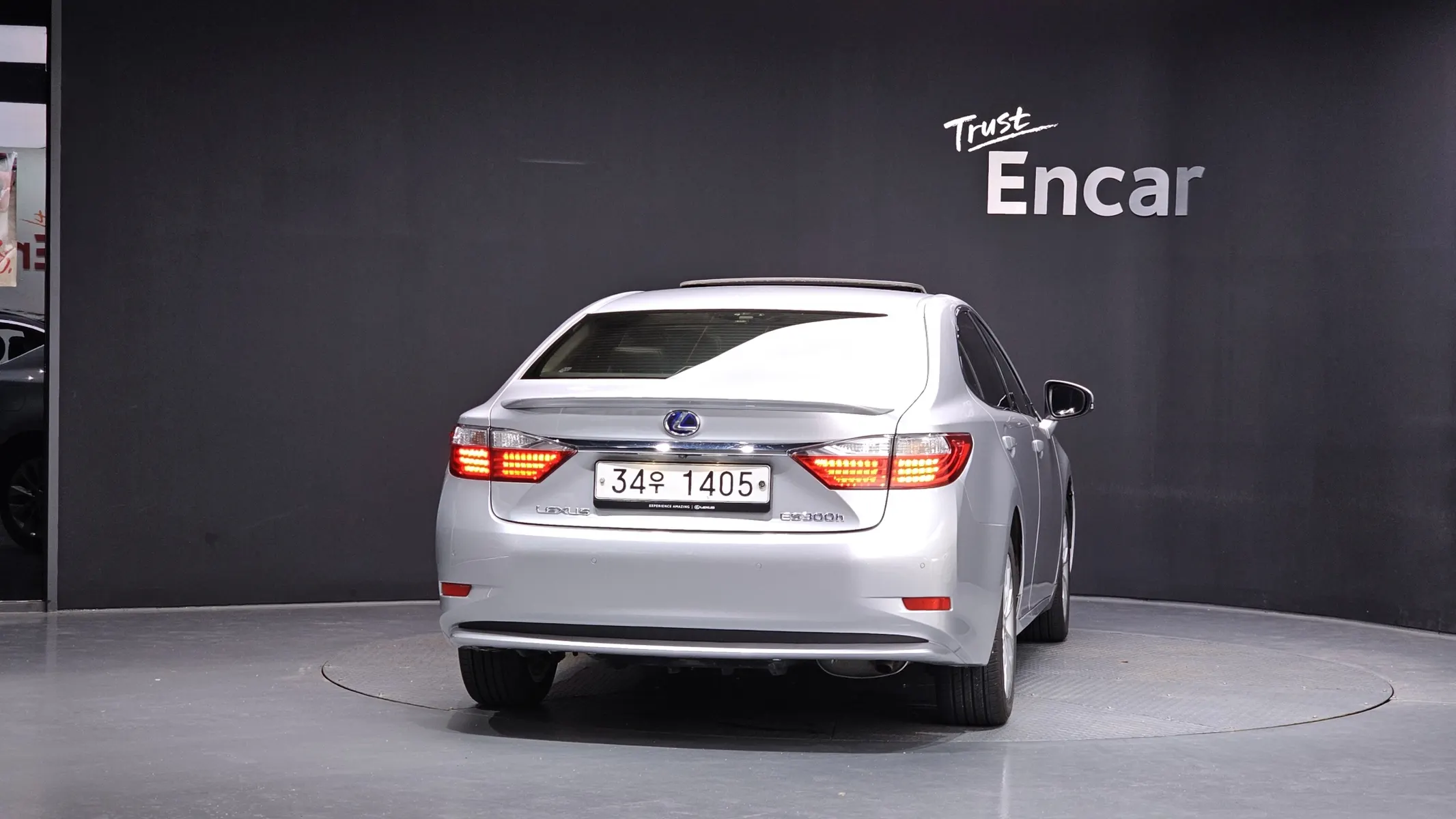 Lexus ES300h 2013 3/5