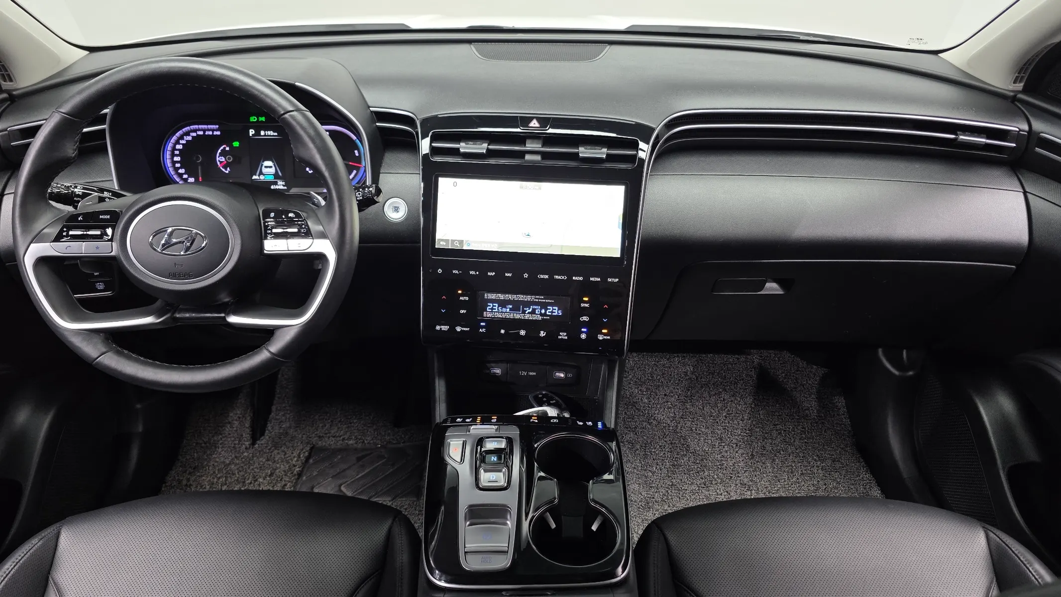 Hyundai (NX4) 2WD 2023 4/5