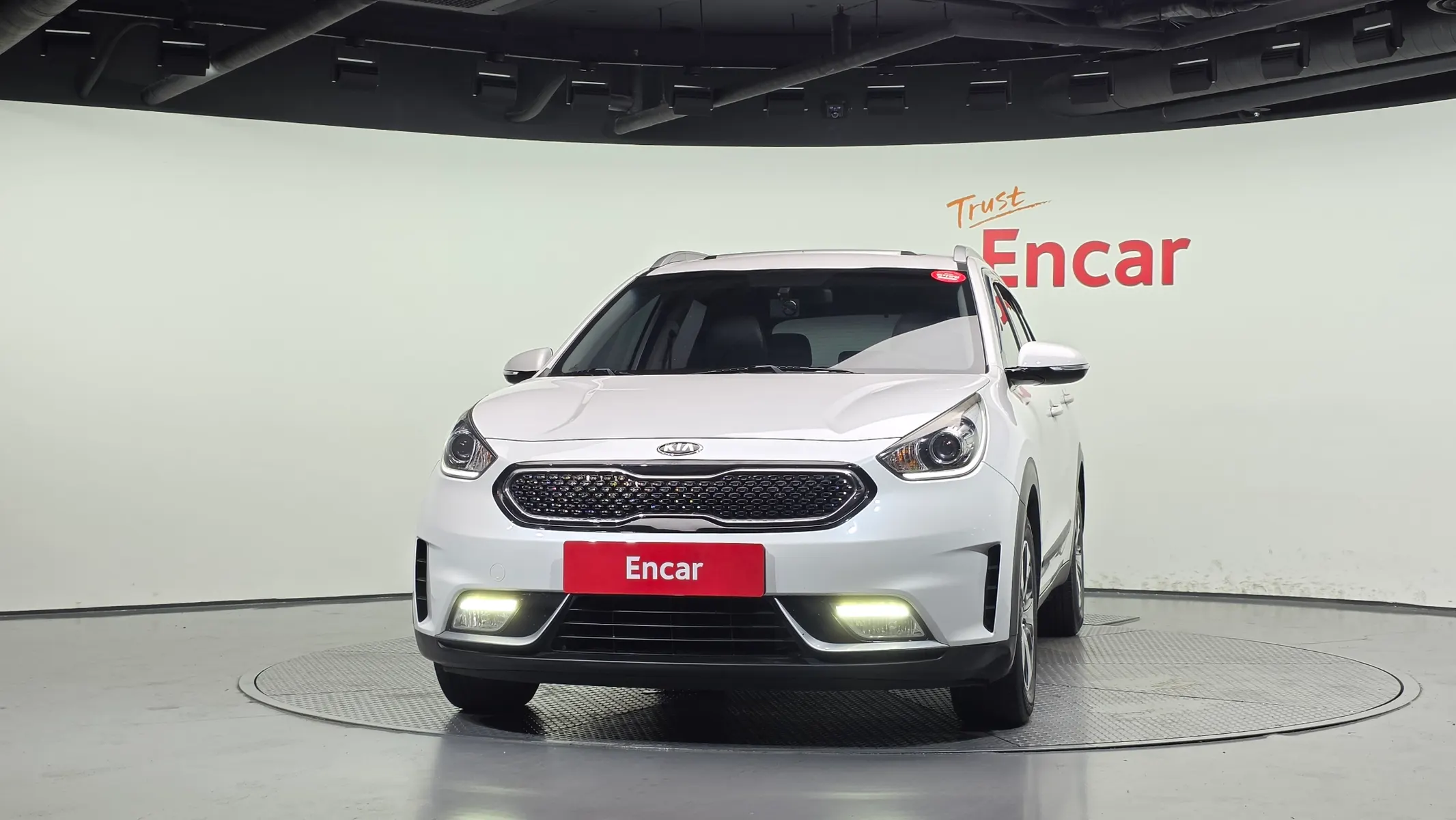 Kia Niro 2017 2/5